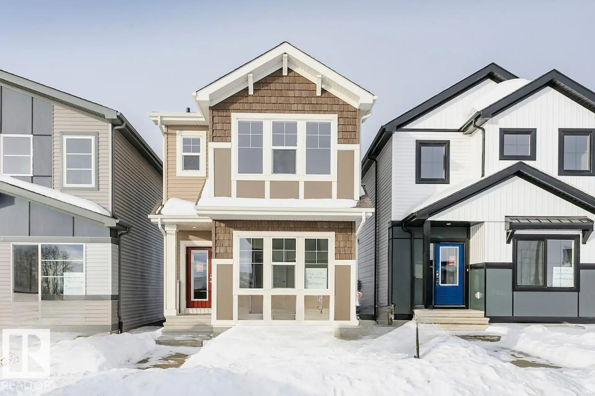 2907 64 ST SW - Image 1