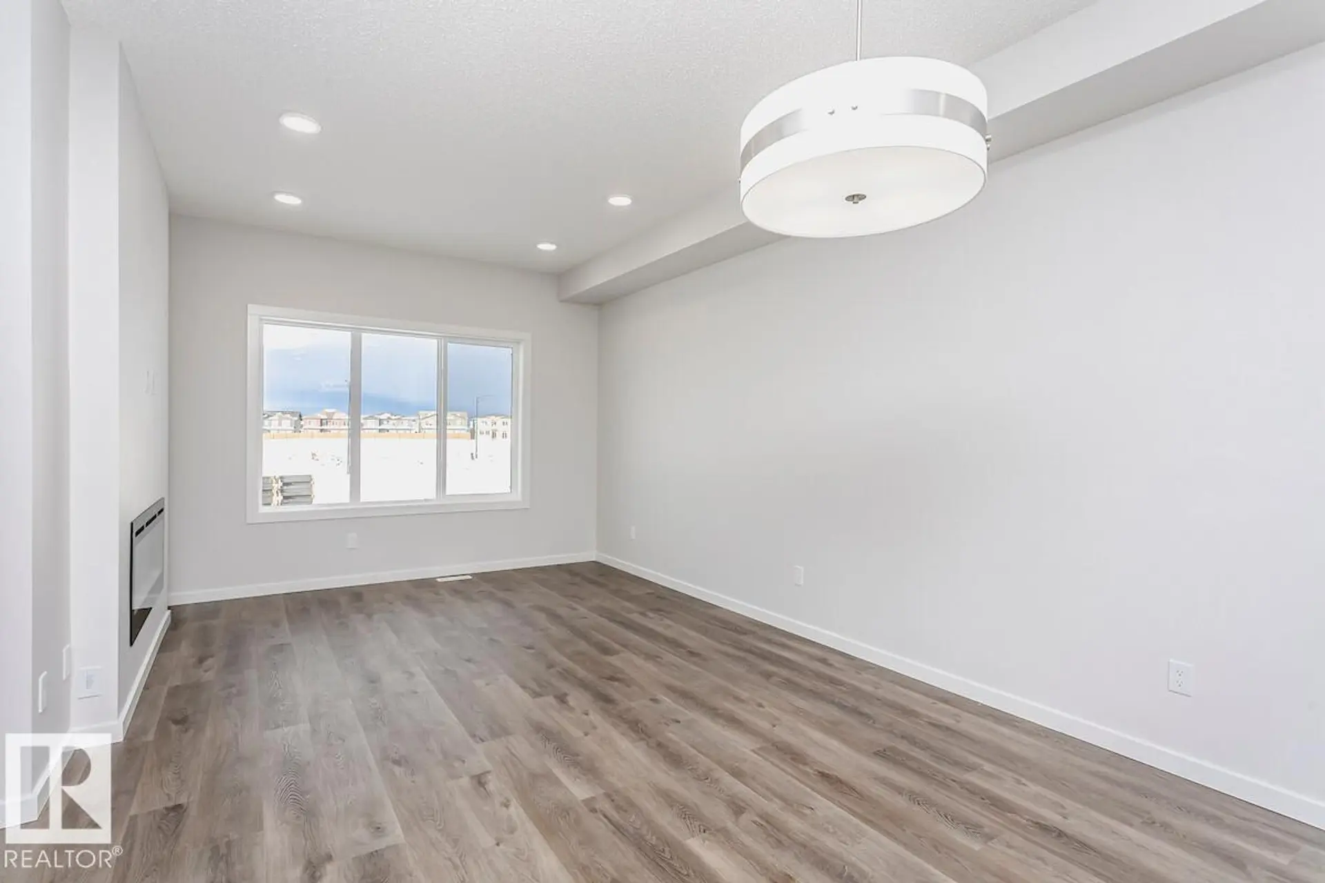 2907 64 ST SW - Image 6