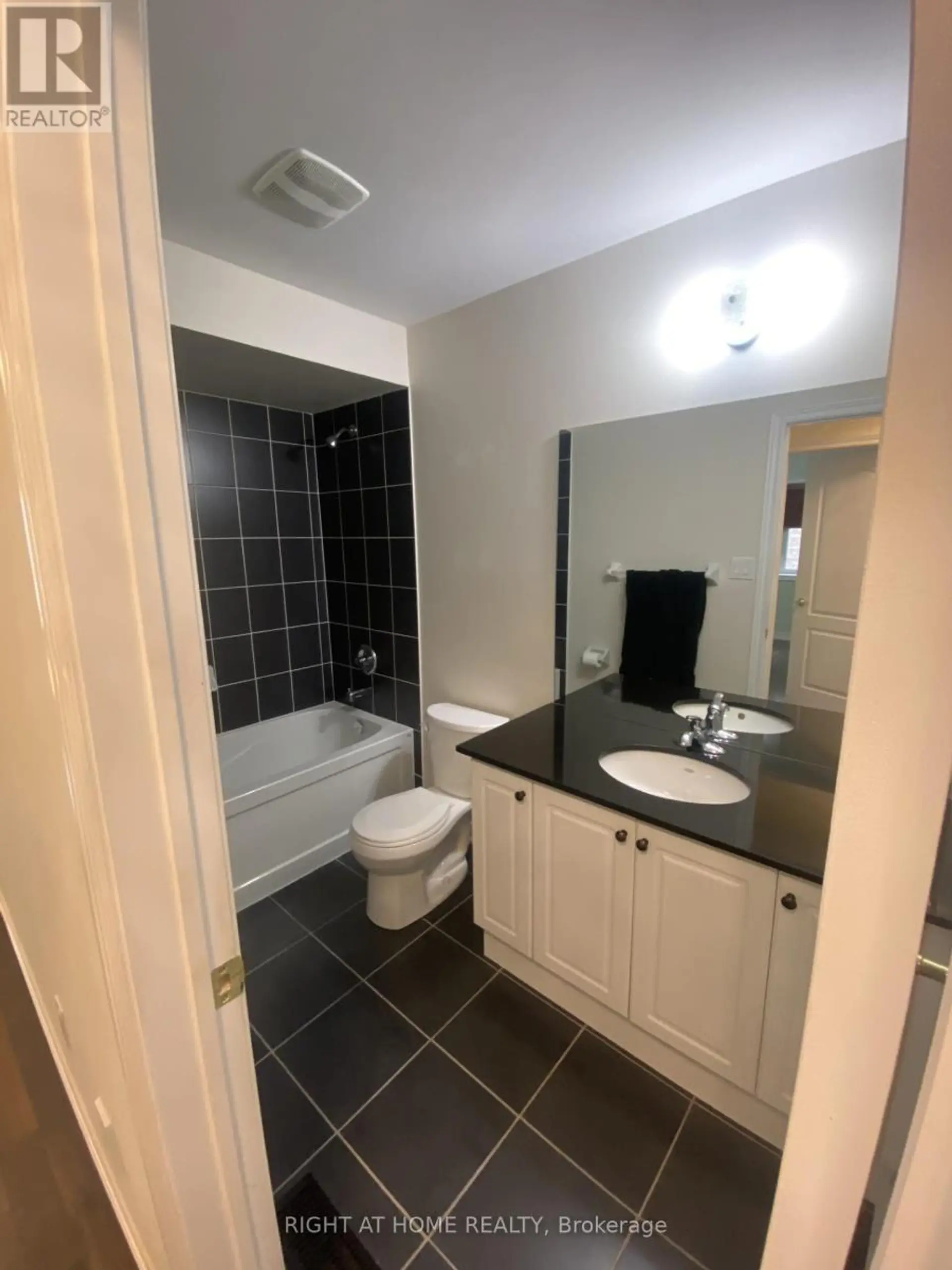 13 TEMPLAR STREET - Image 13