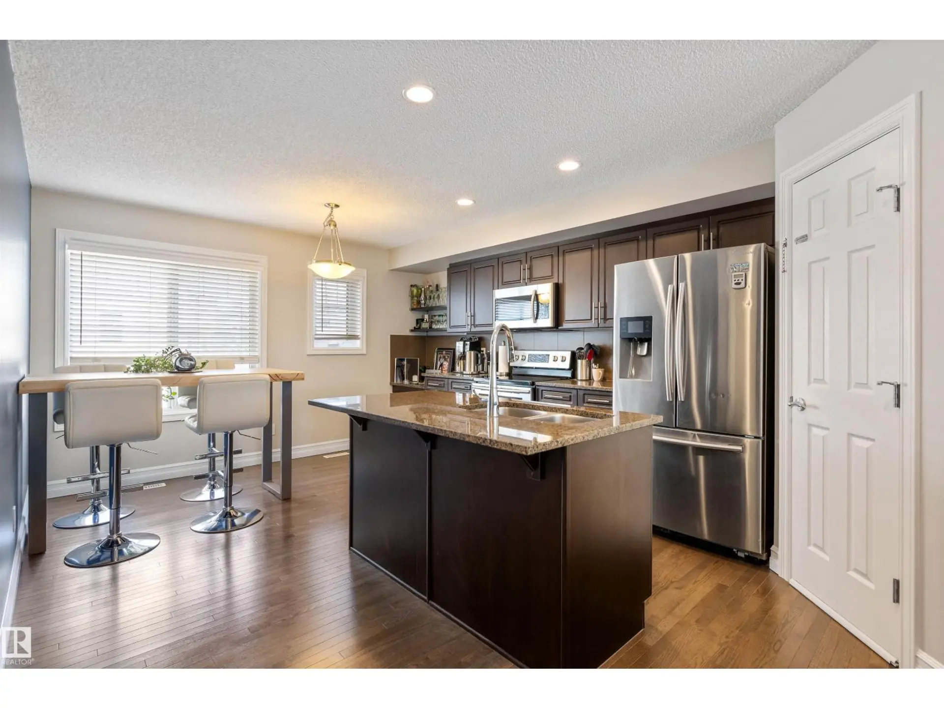 #64 655 TAMARACK RD NW - Image 3