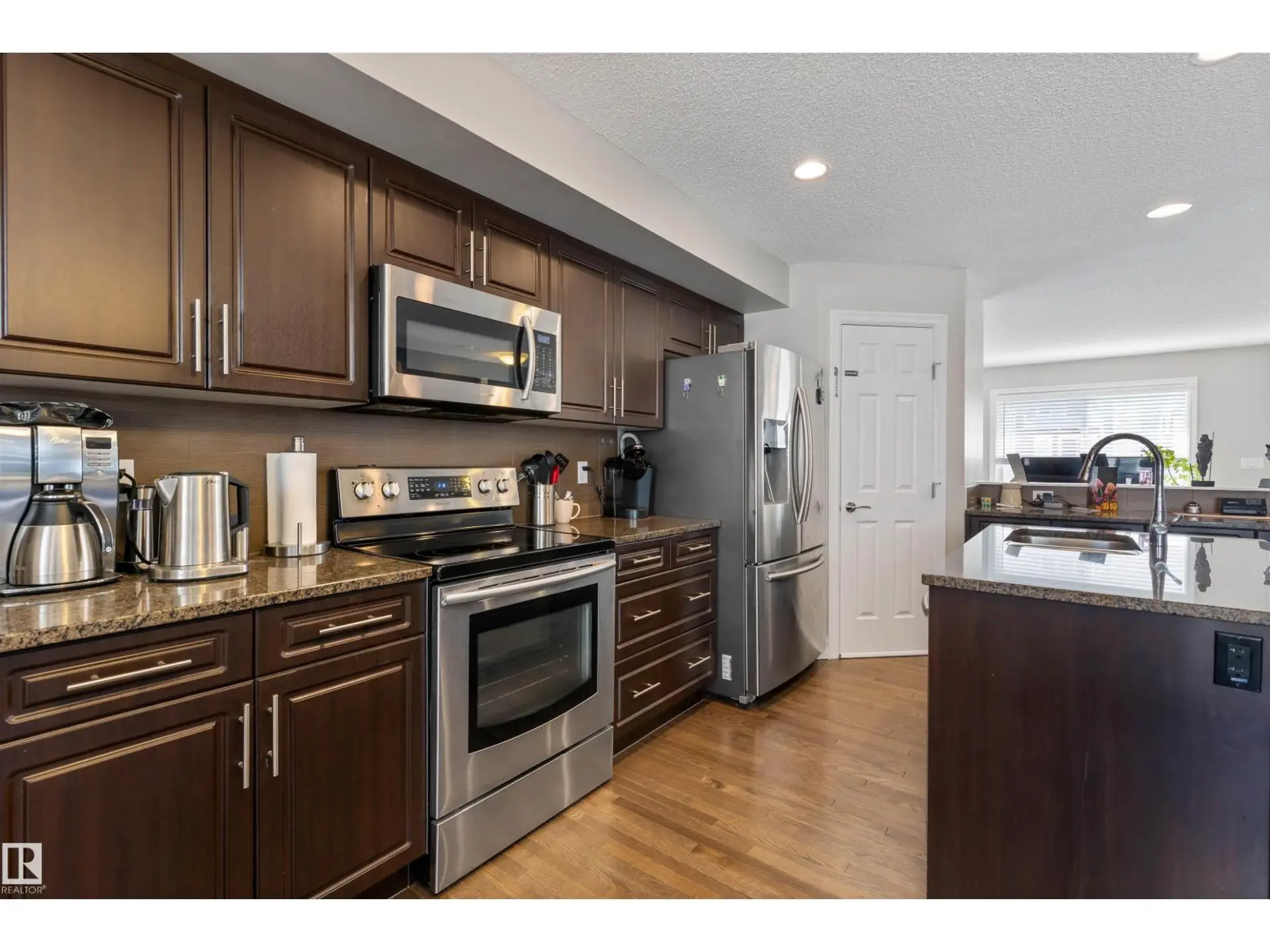 #64 655 TAMARACK RD NW - Image 5