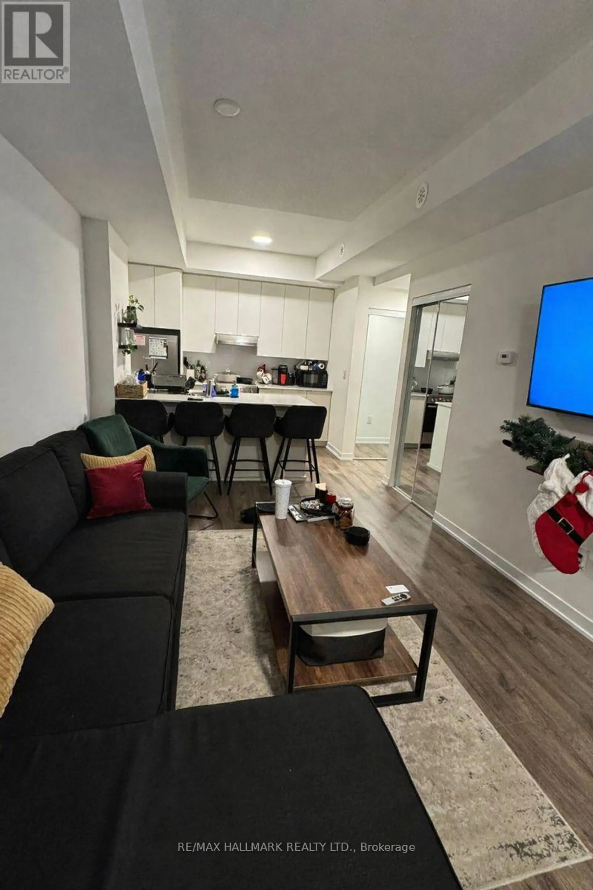#111 140 CANON JACKSON DRIVE - Image 1