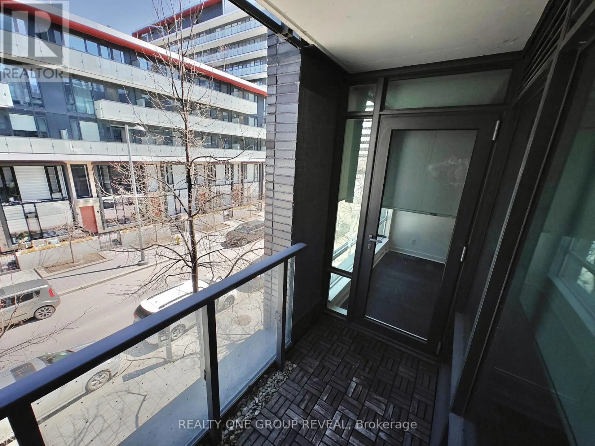 #213S 455 FRONT STREET E - Image 6