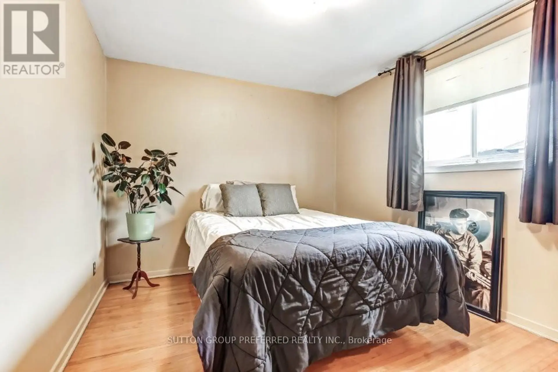 34 WEXFORD AVENUE - Image 8