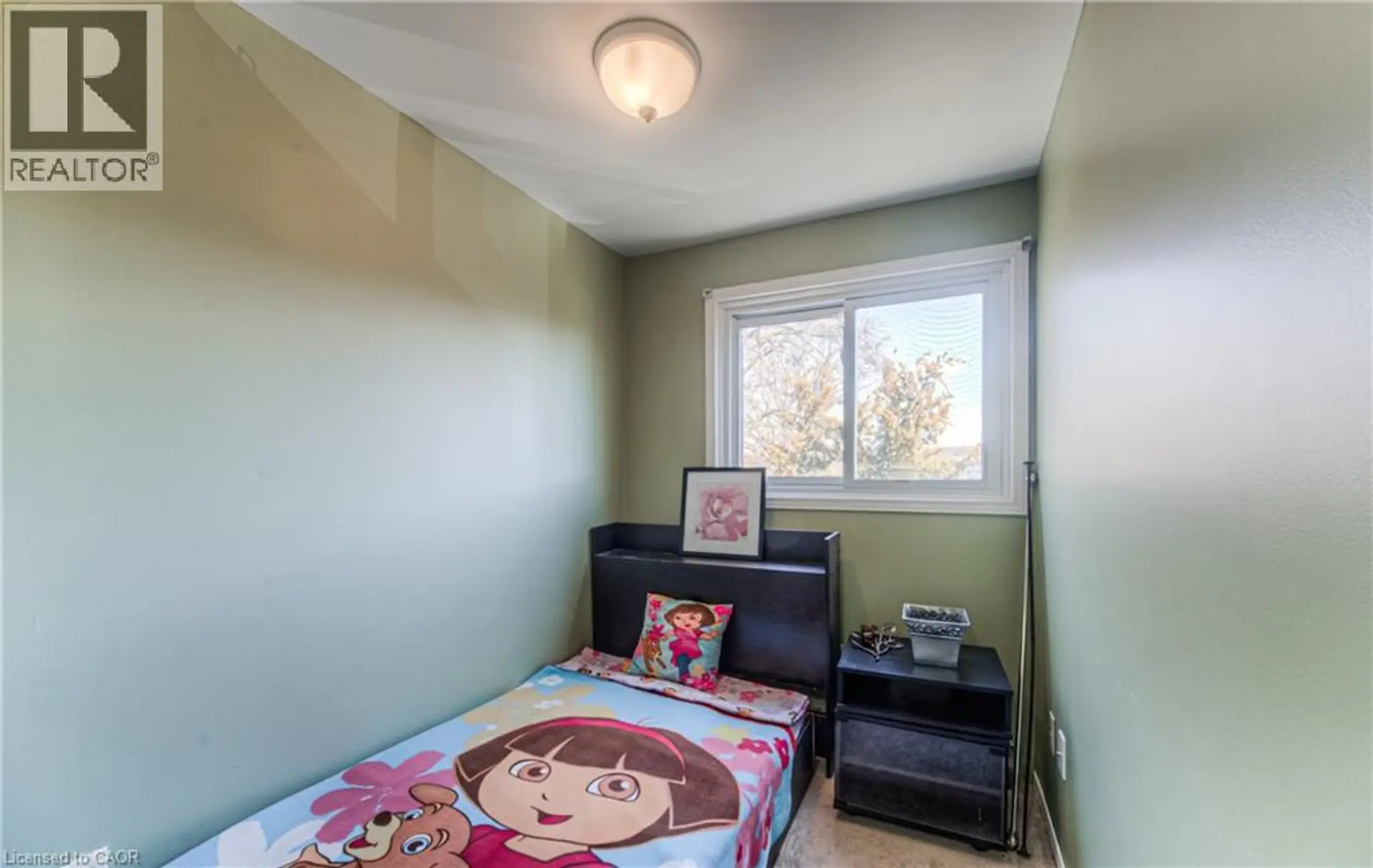 #6 70 MORGAN AVENUE - Image 13