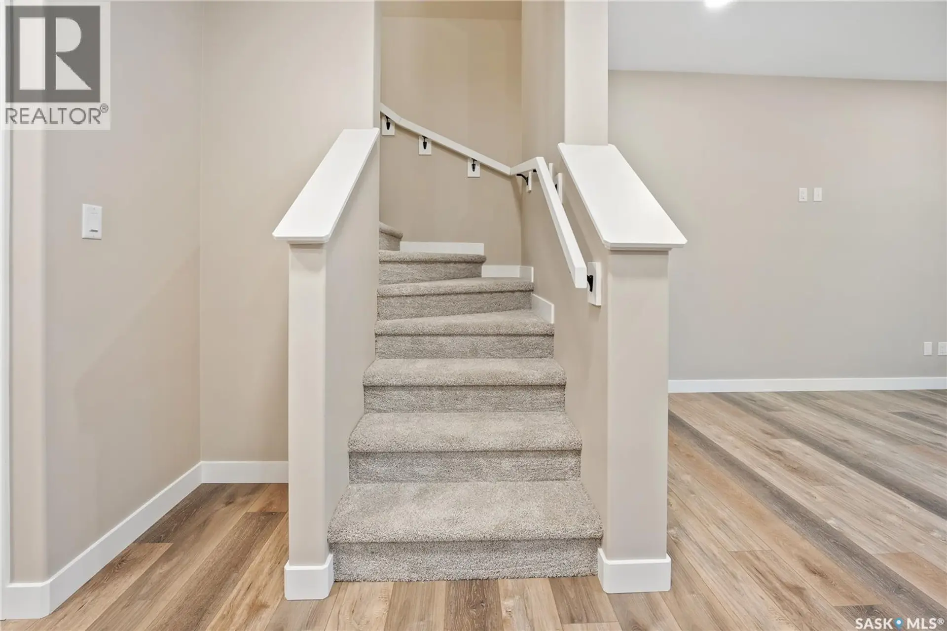 2946 Dumont WAY - Image 11