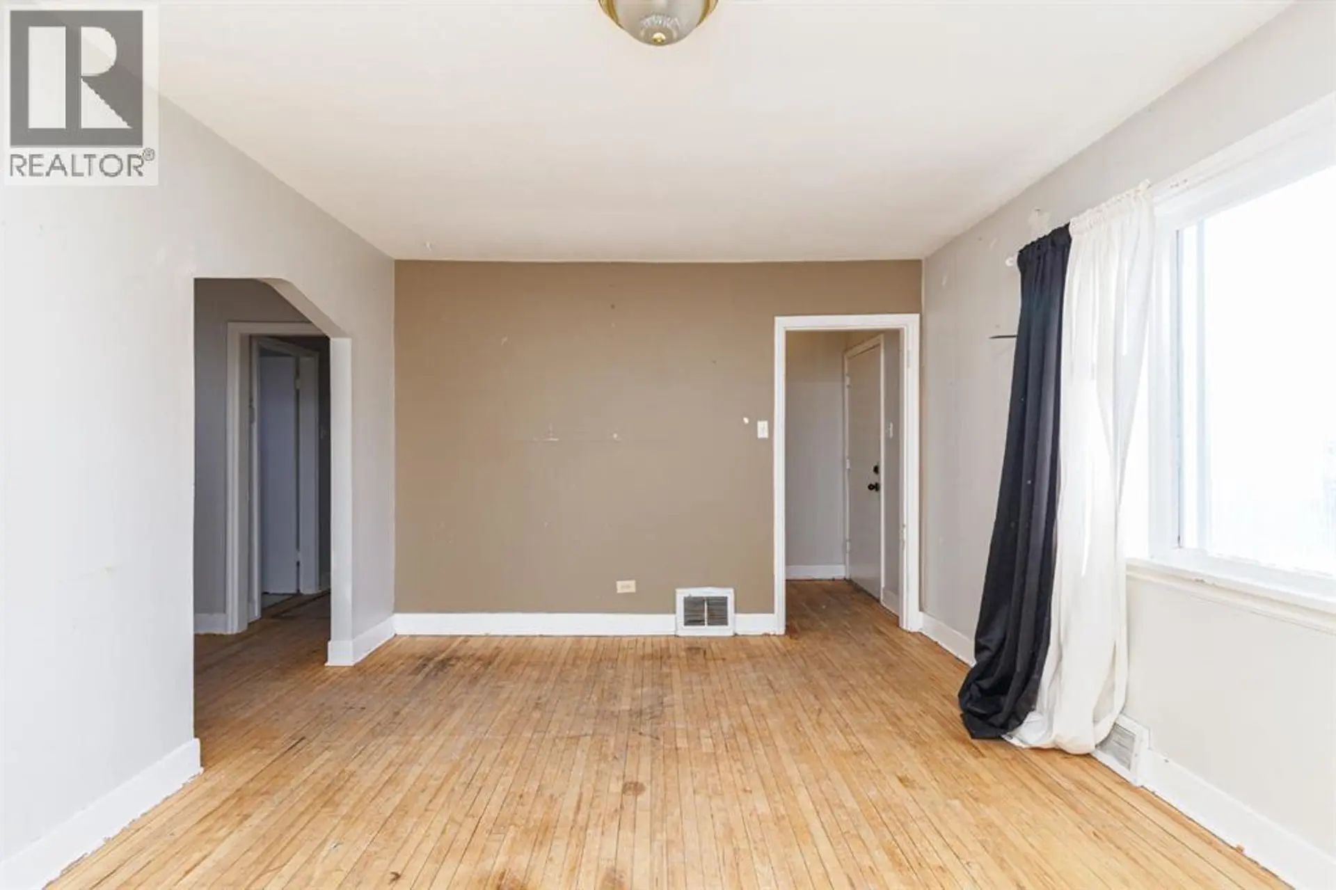 2820 PARKDALE BOULEVARD NW - Image 6