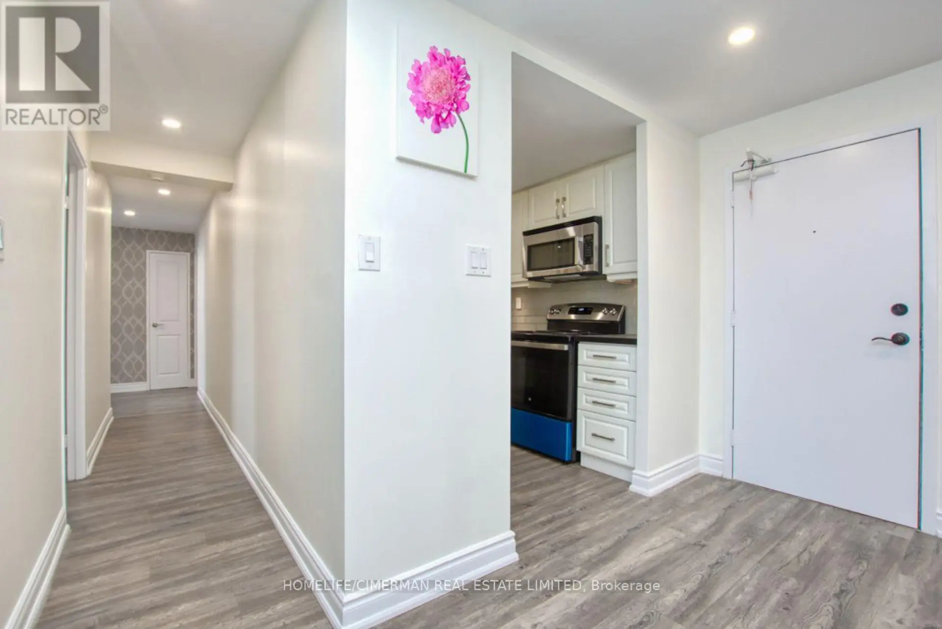 #1511 320 DIXON ROAD - Image 6