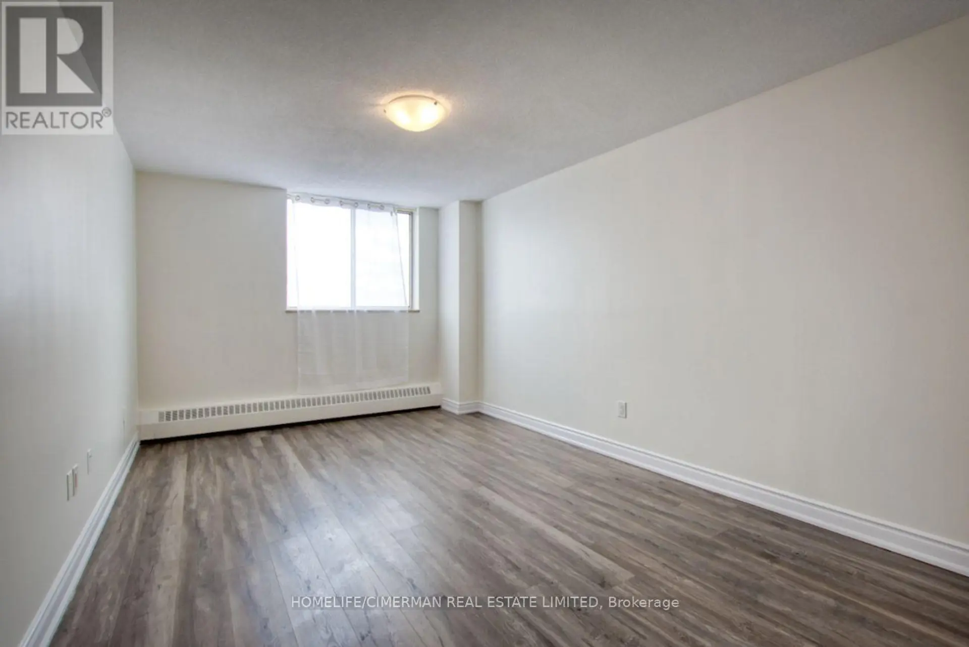 #1511 320 DIXON ROAD - Image 8