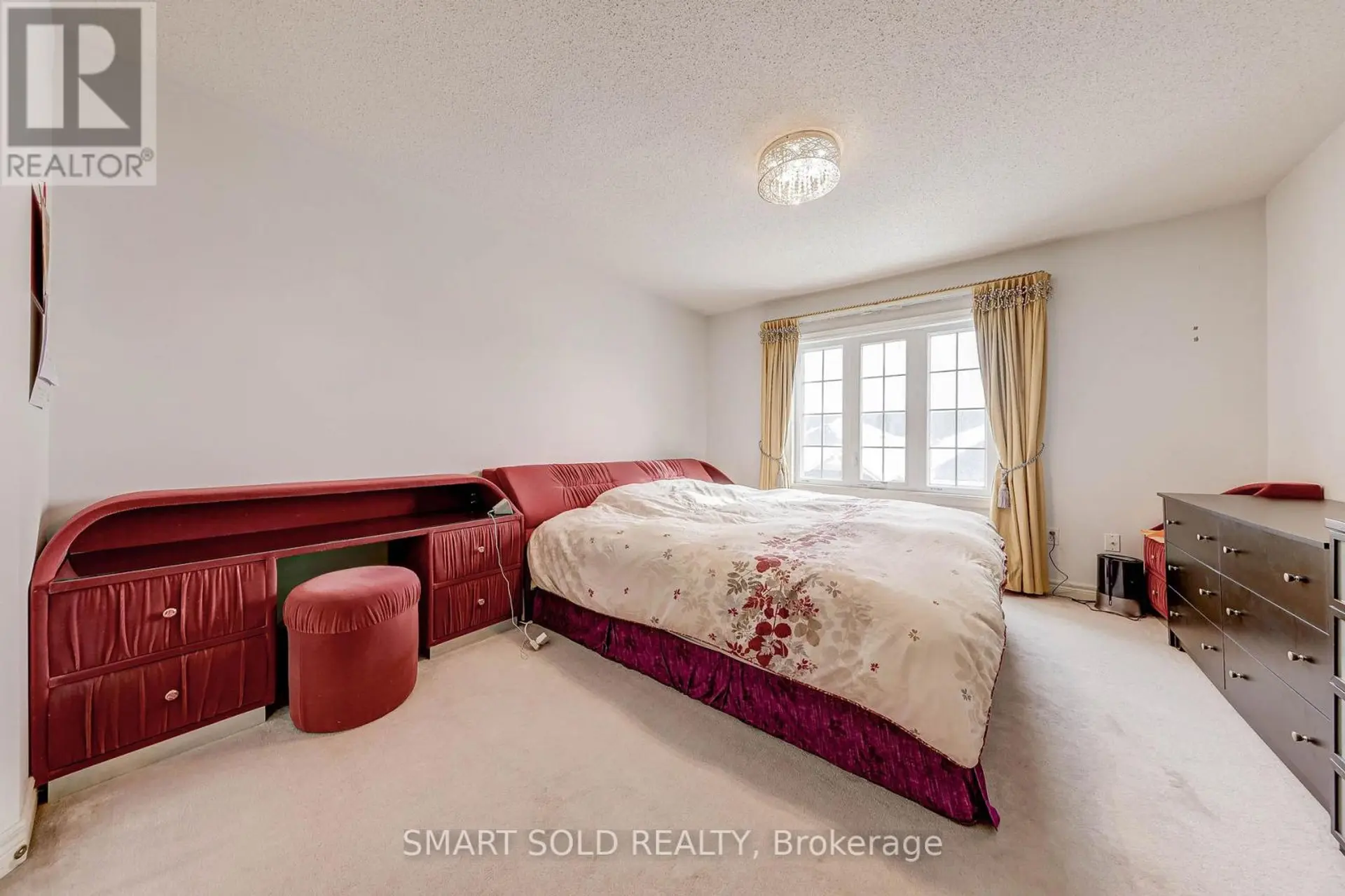 #84 190 HARDING BOULEVARD W - Image 12