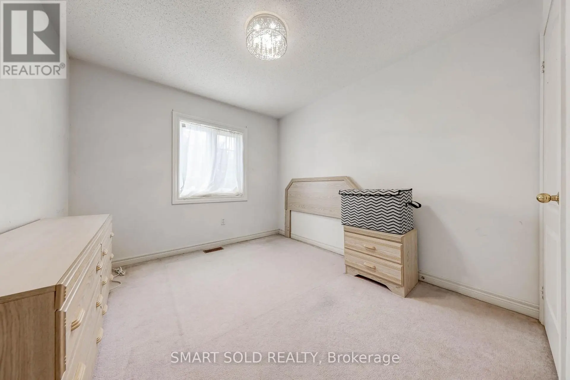 #84 190 HARDING BOULEVARD W - Image 15