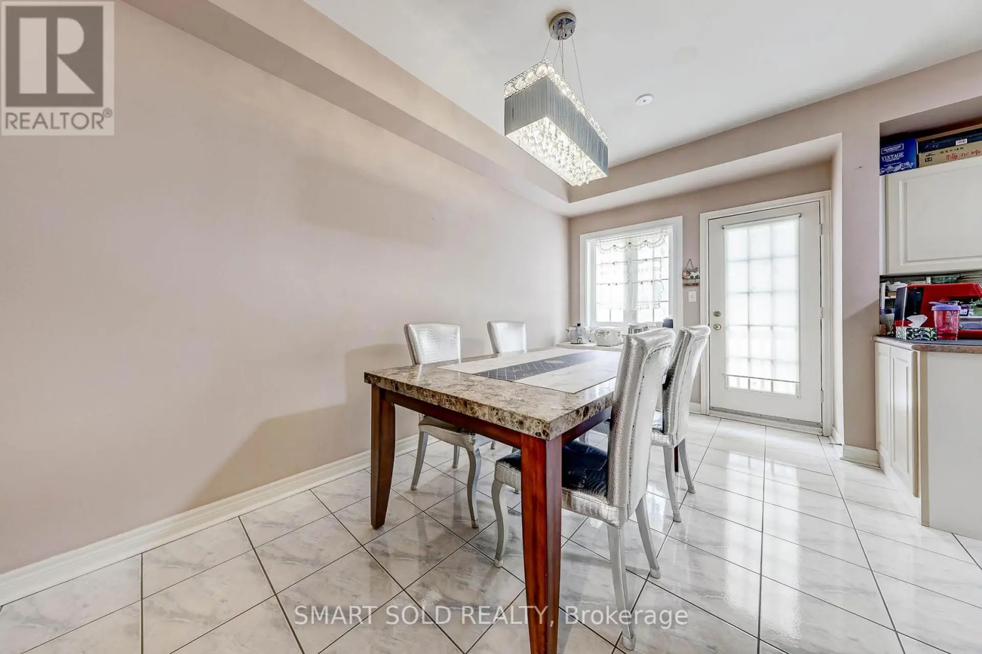 #84 190 HARDING BOULEVARD W - Image 6