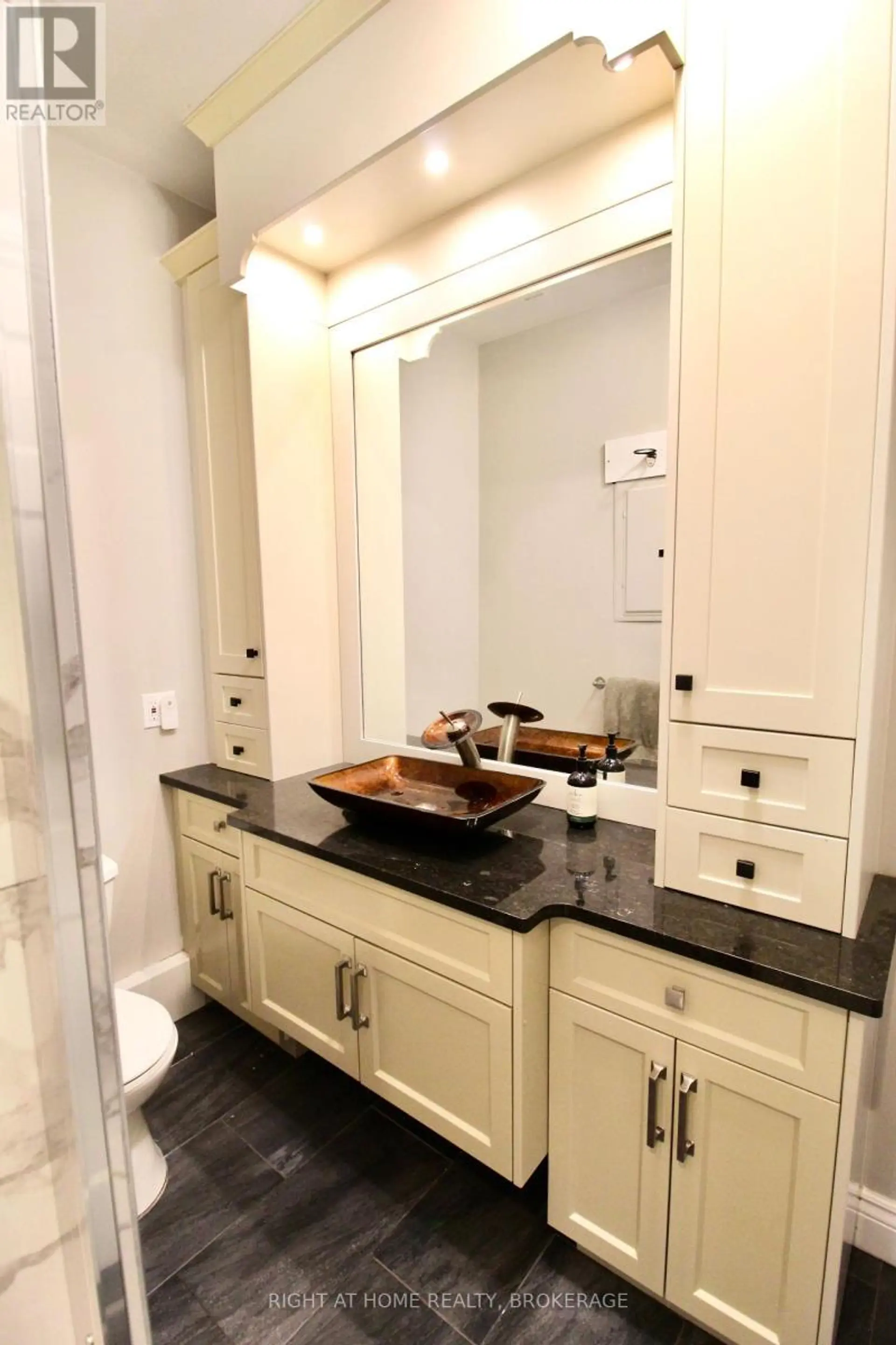 7 BEECH STREET - Image 7