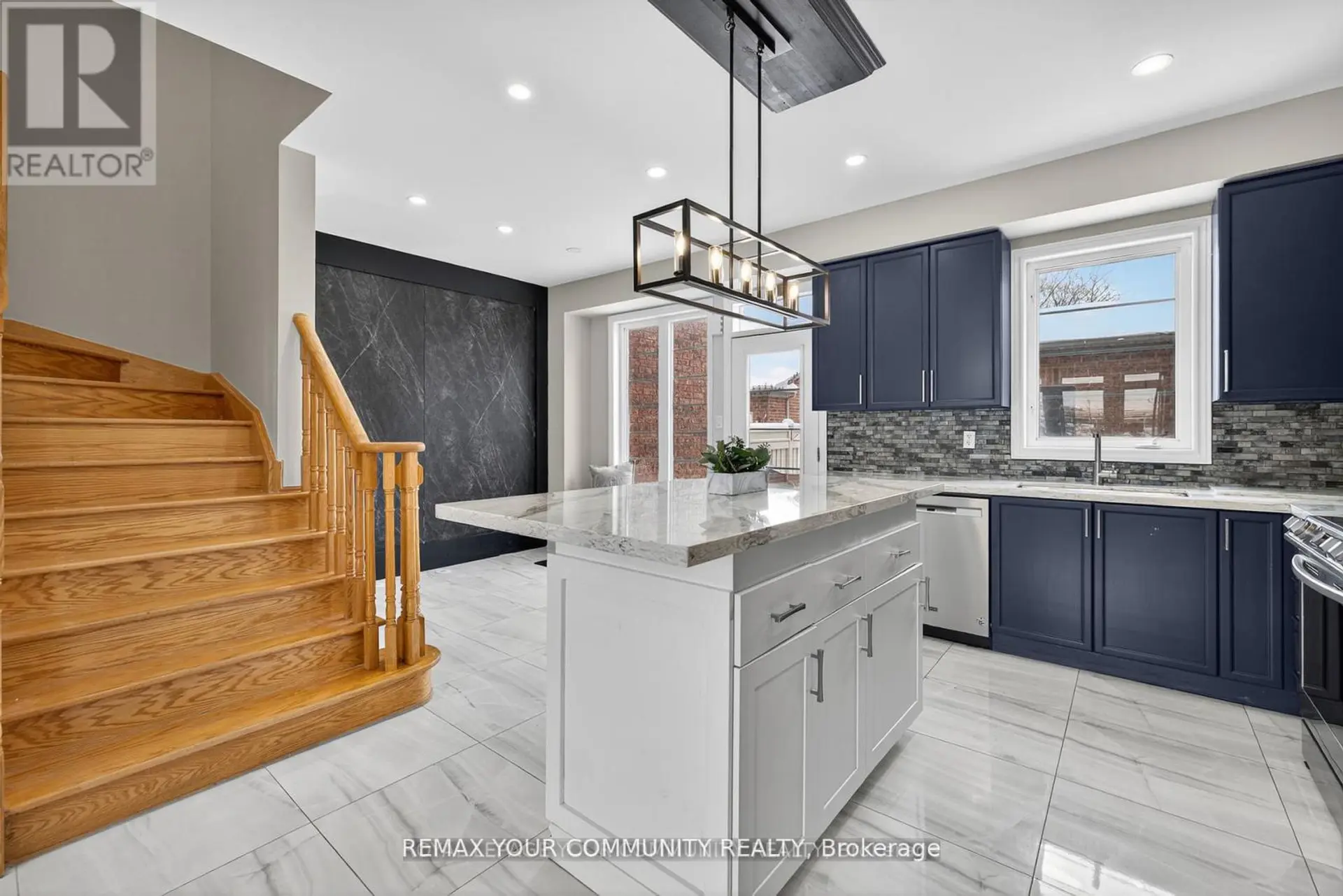193 ZOKOL DRIVE - Image 7