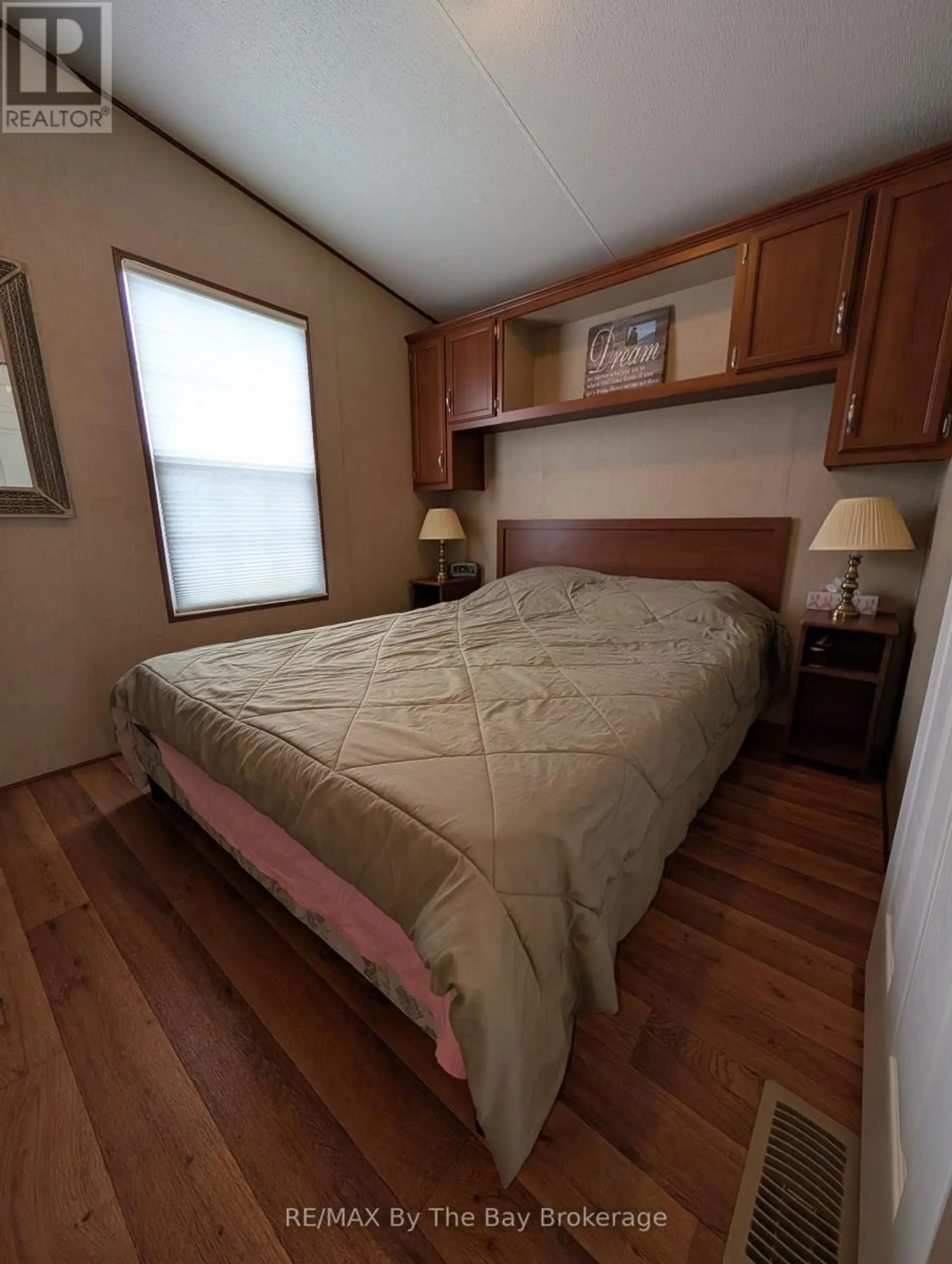 2 WHITE PINES TRAIL - Image 14