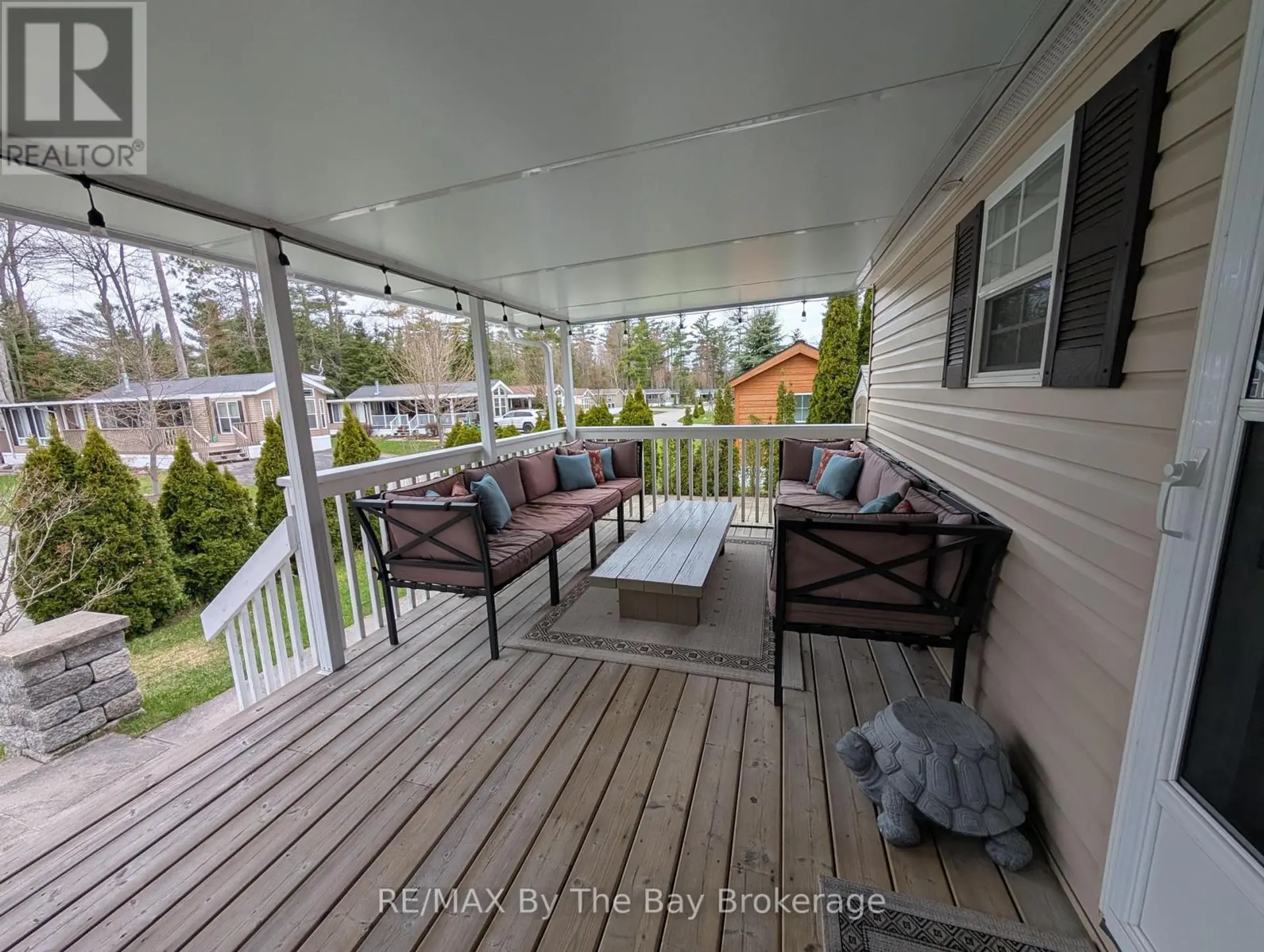 2 WHITE PINES TRAIL - Image 16