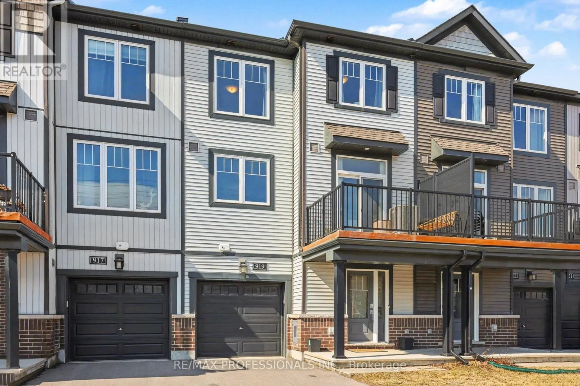 919 LIXNAW COURT - Image 1