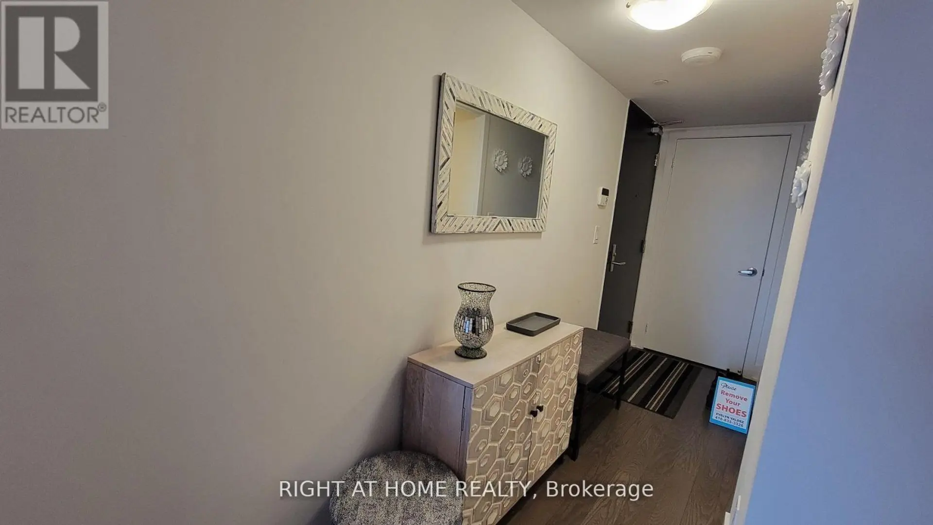 #2404 955 BAY STREET - Image 7