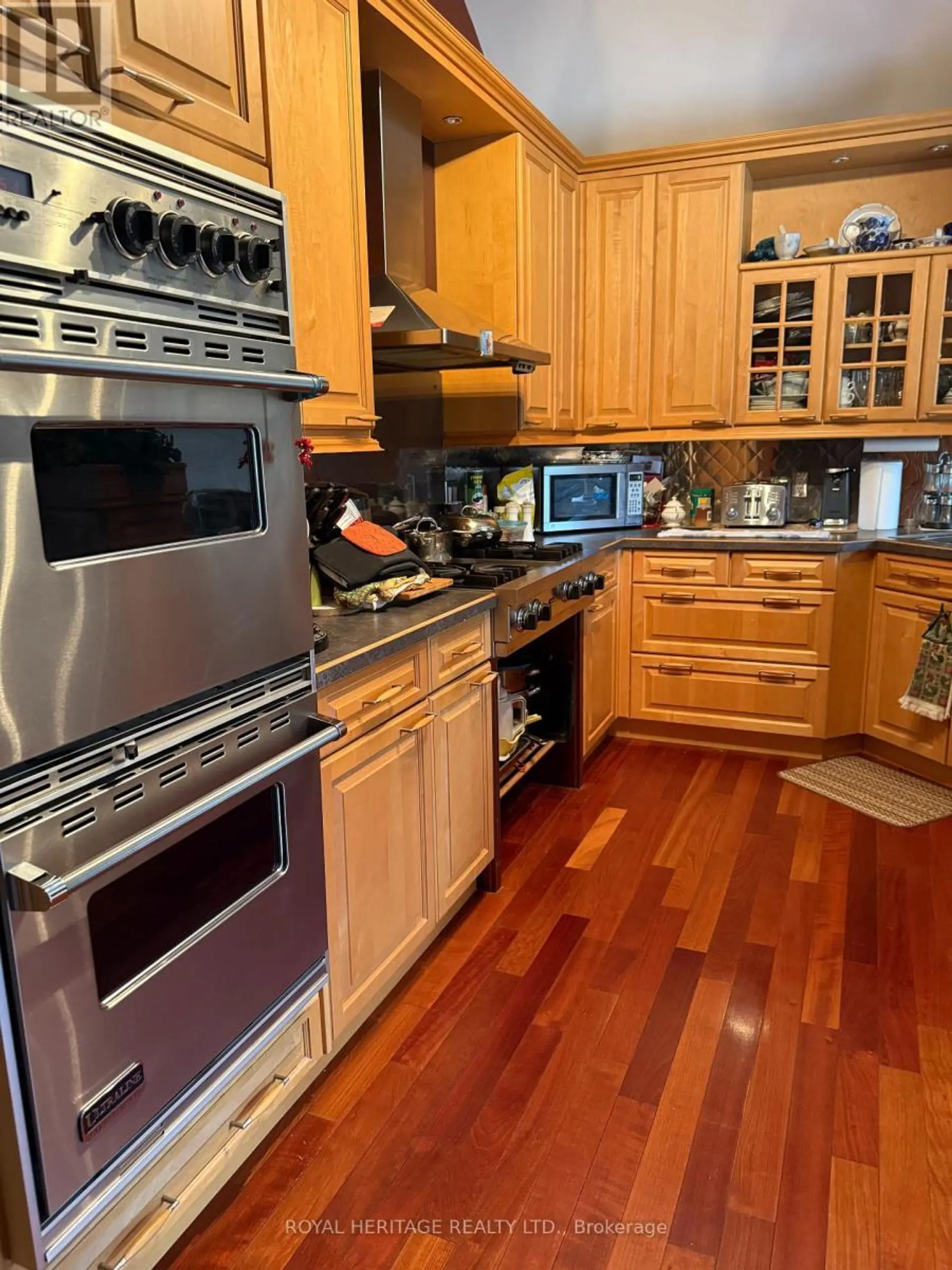 527 ROUGEMOUNT DRIVE - Image 3