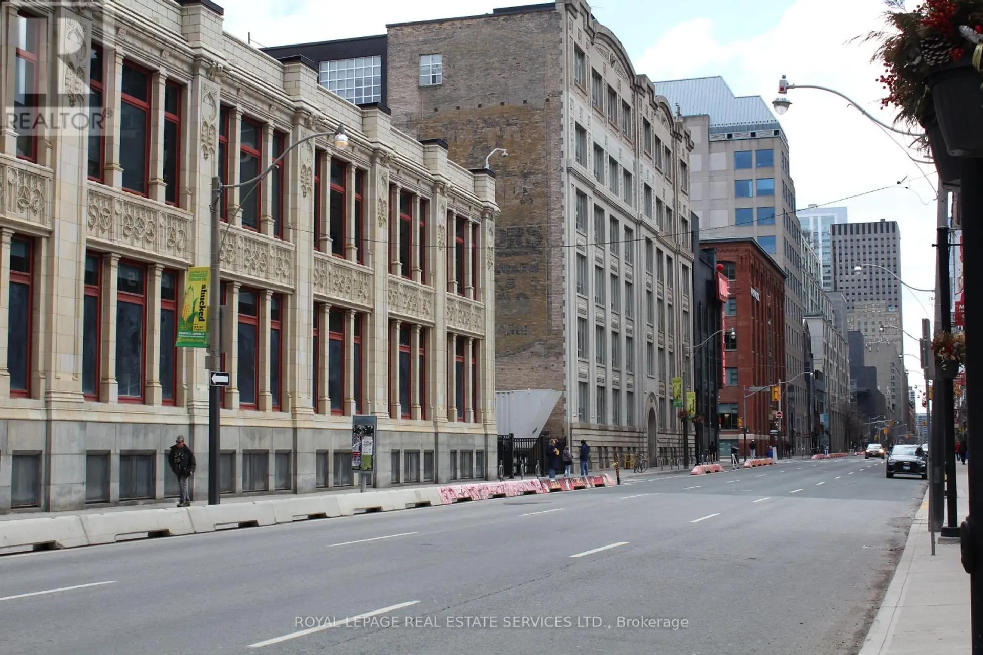 #804 169 JOHN STREET - Image 12