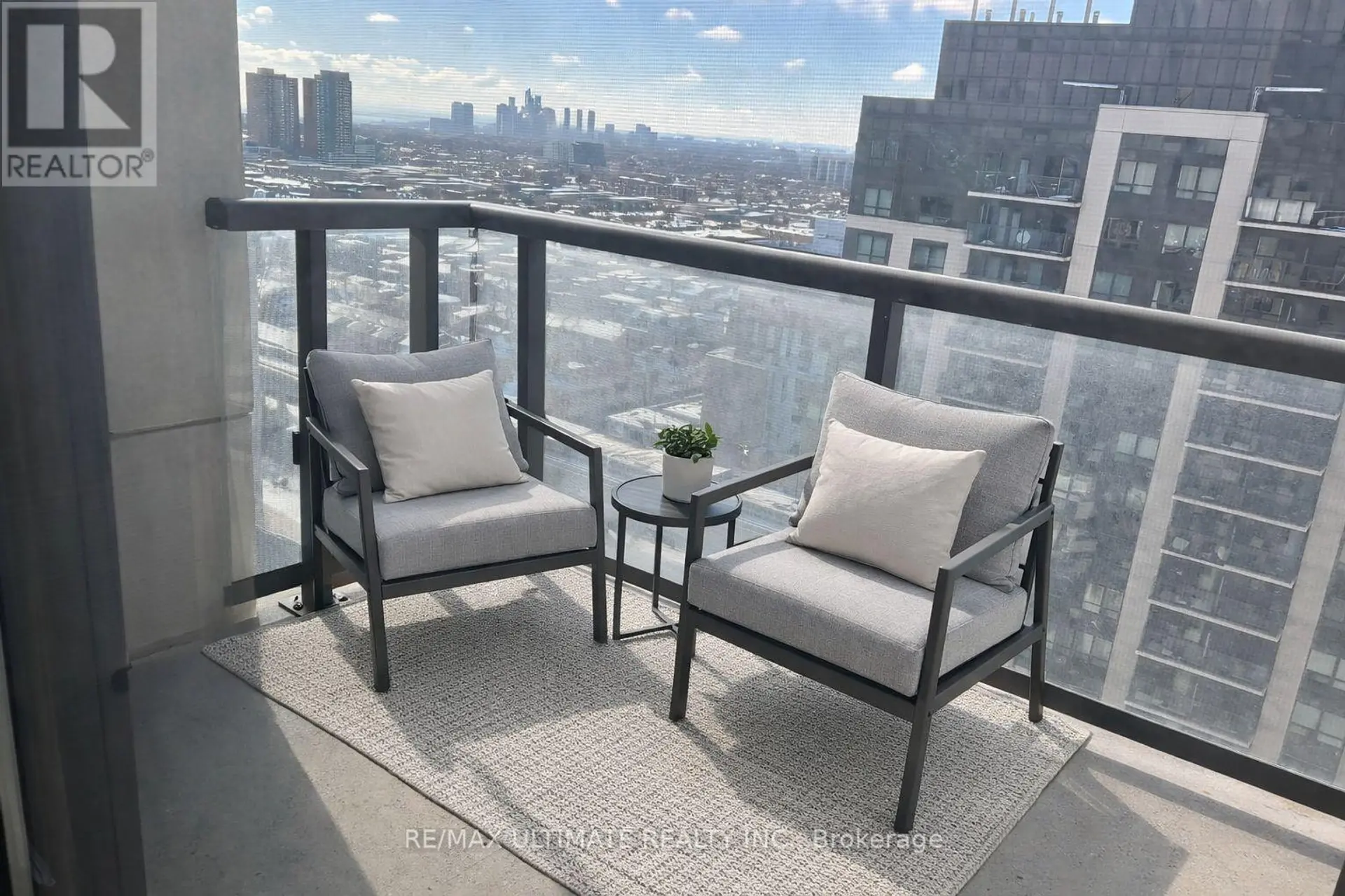 #2308 1410 DUPONT STREET - Image 5