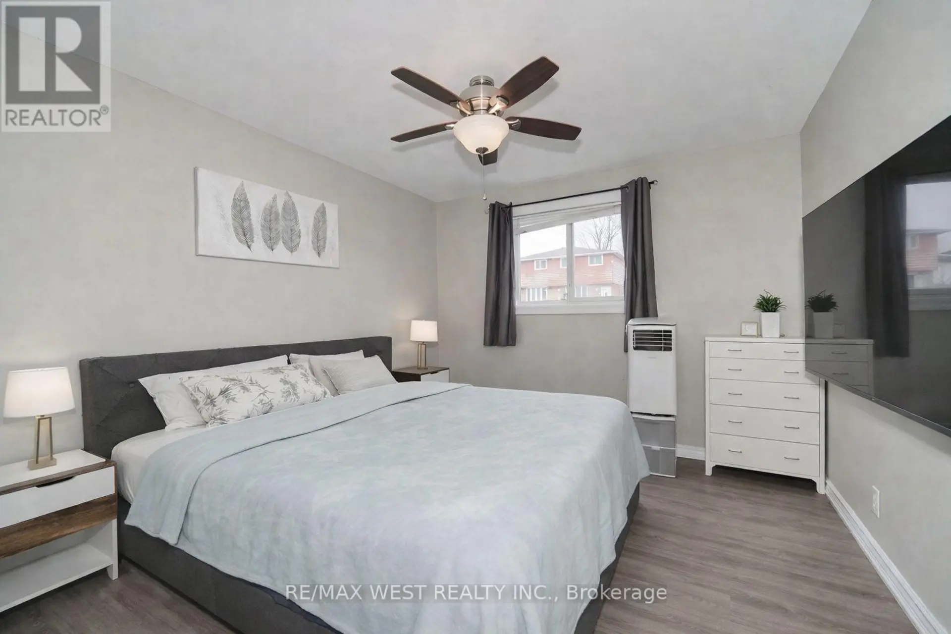 361 DWIGHT AVENUE - Image 10