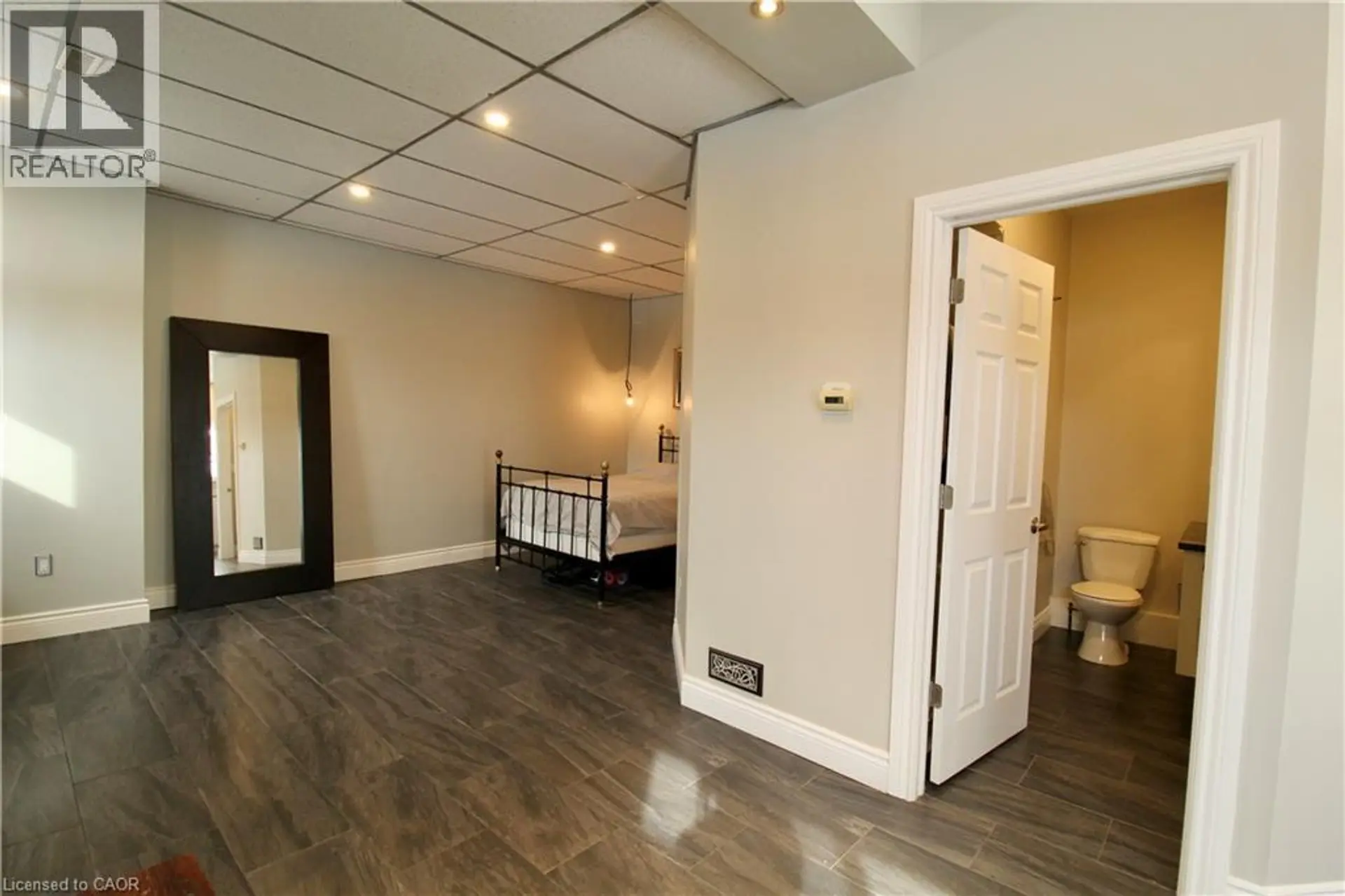 7 BEECH STREET - Image 6