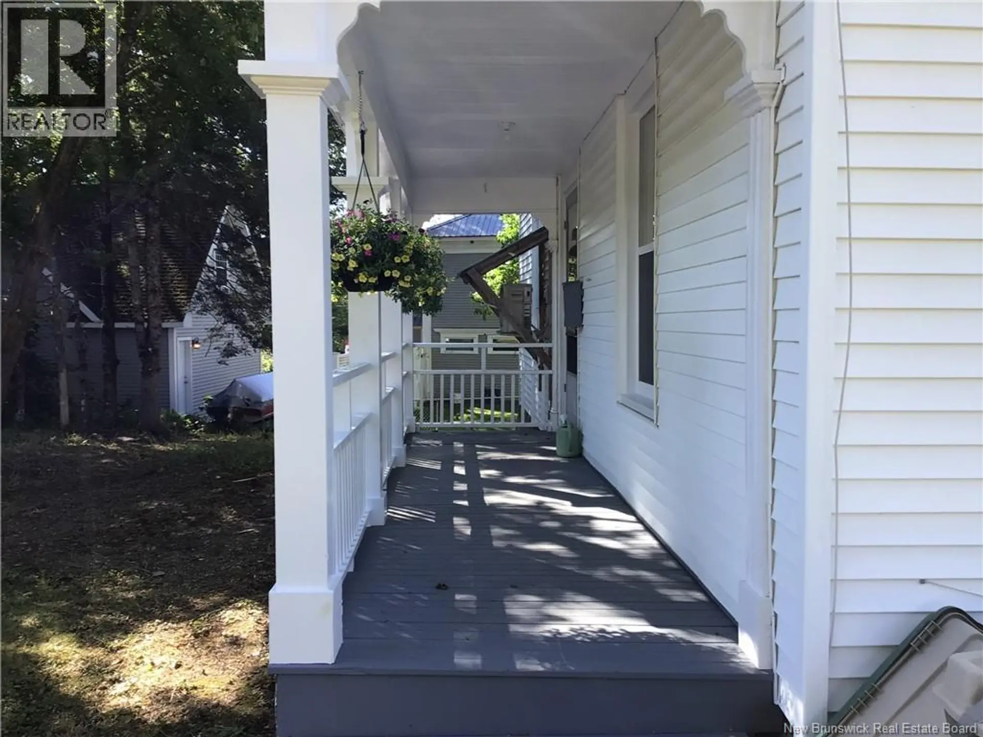 16 DOW STREET - Image 2