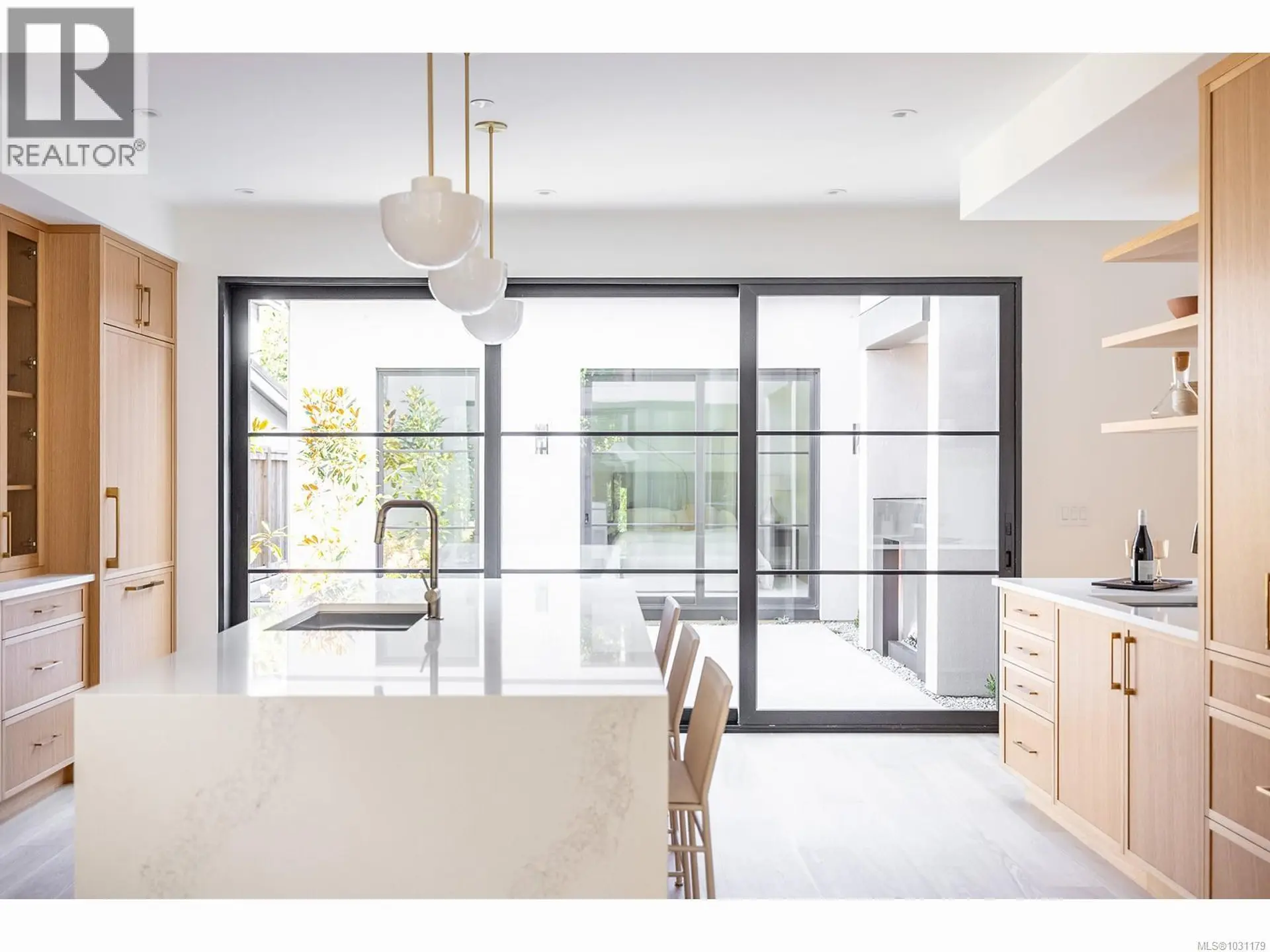 Property at LOT 1 HEMLOCK ST, Qualicum Beach, BC