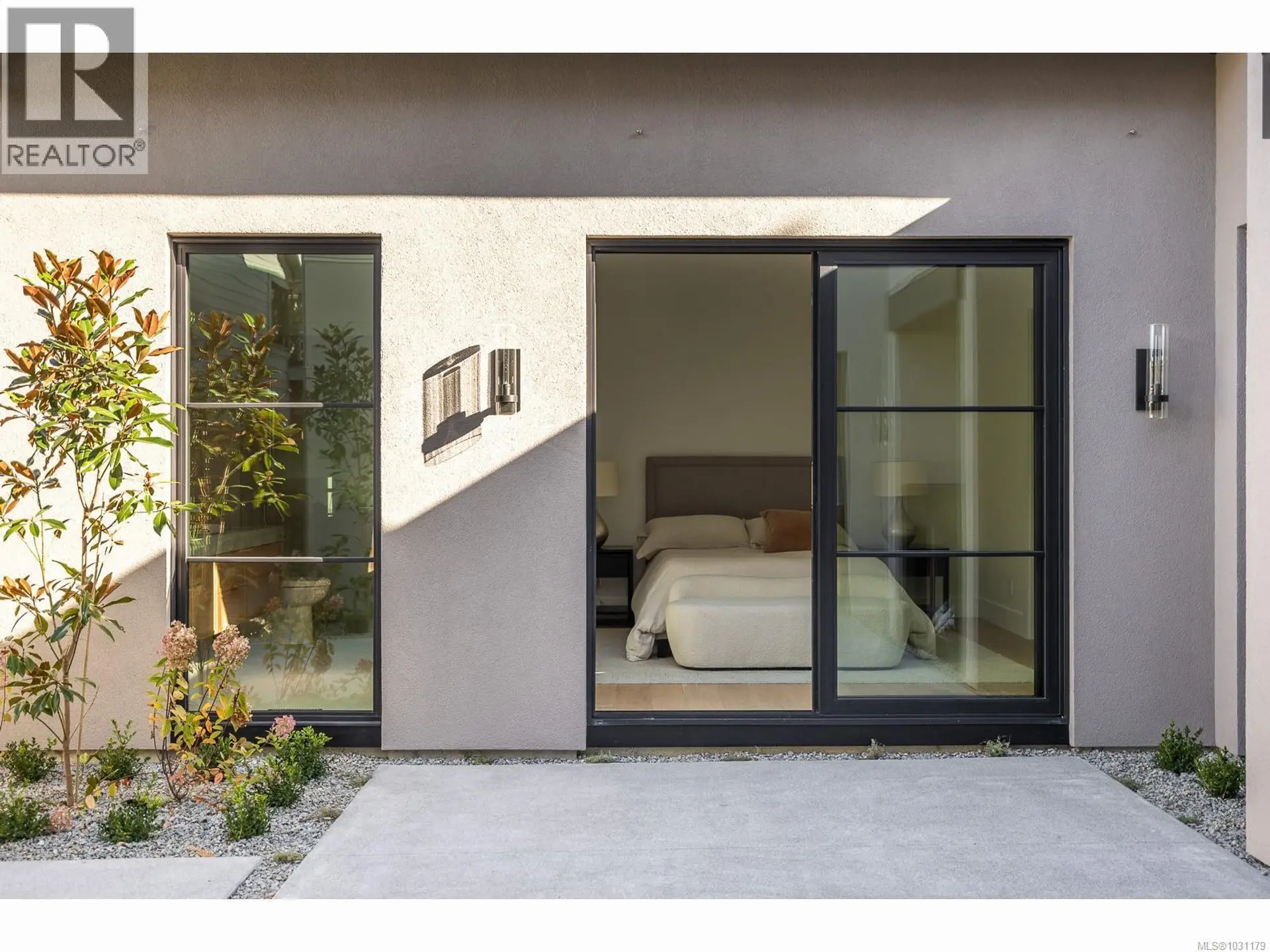 Property at LOT 1 HEMLOCK ST, Qualicum Beach, BC