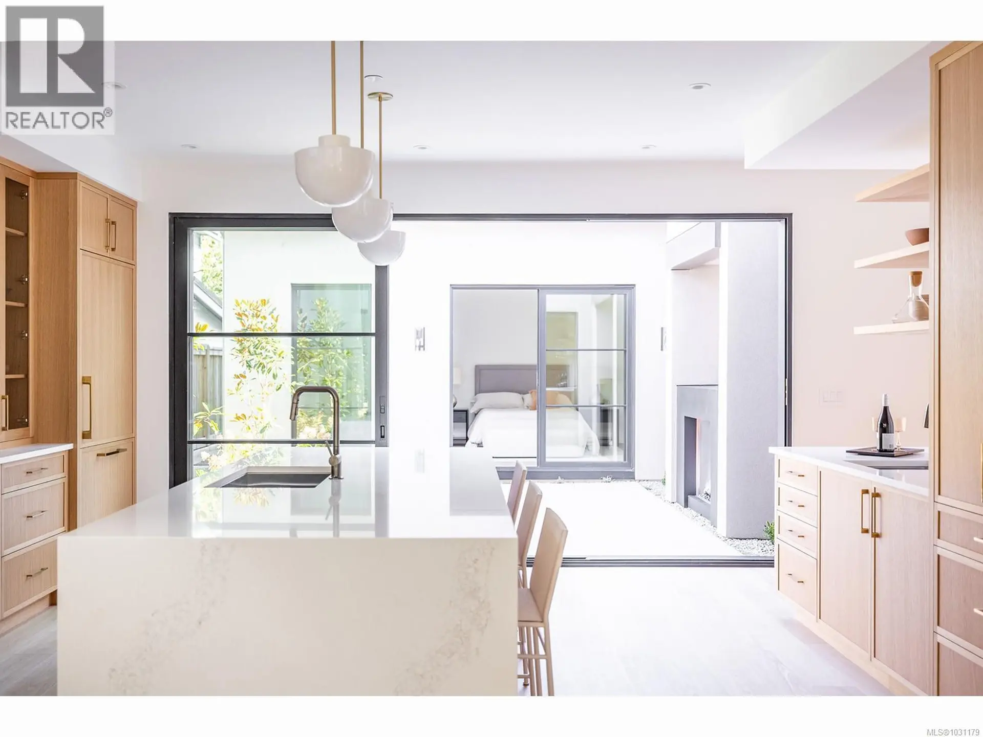 Property at LOT 1 HEMLOCK ST, Qualicum Beach, BC