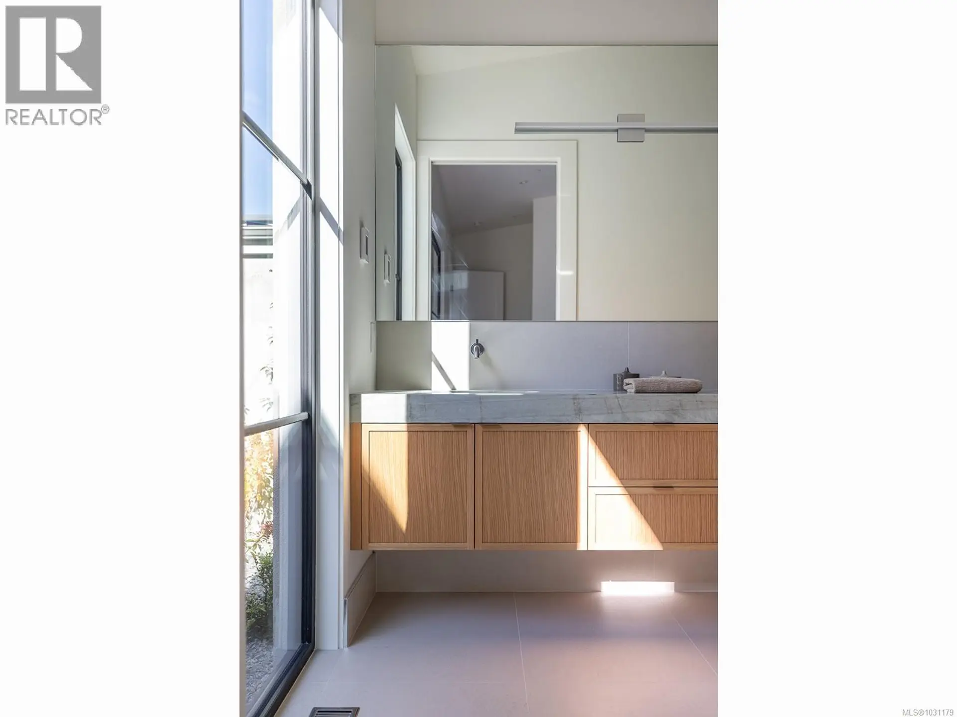 Property at LOT 1 HEMLOCK ST, Qualicum Beach, BC