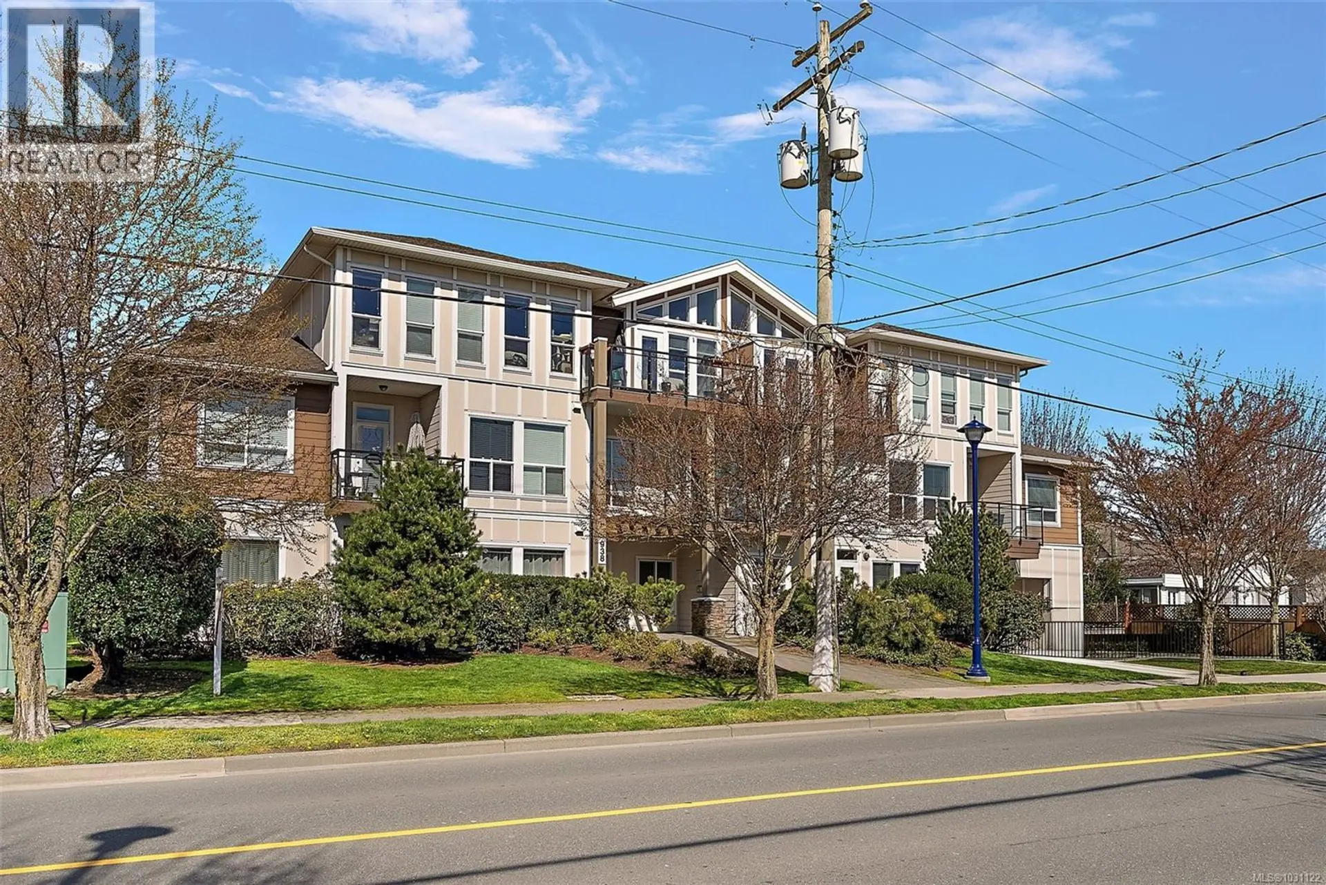 Property at #305 938 DUNFORD AVE, Langford, BC