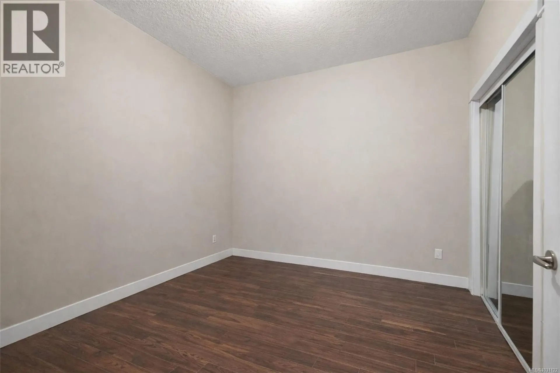 Property at #305 938 DUNFORD AVE, Langford, BC