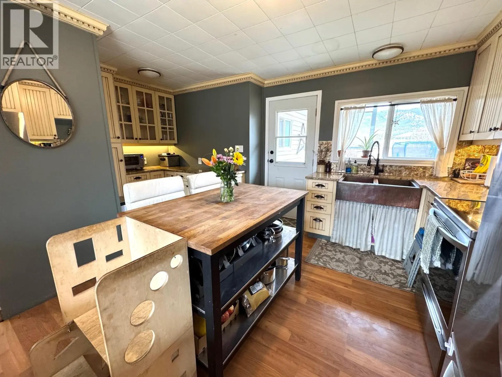 Property at 1963 GRANITE AVENUE, Merritt, BC