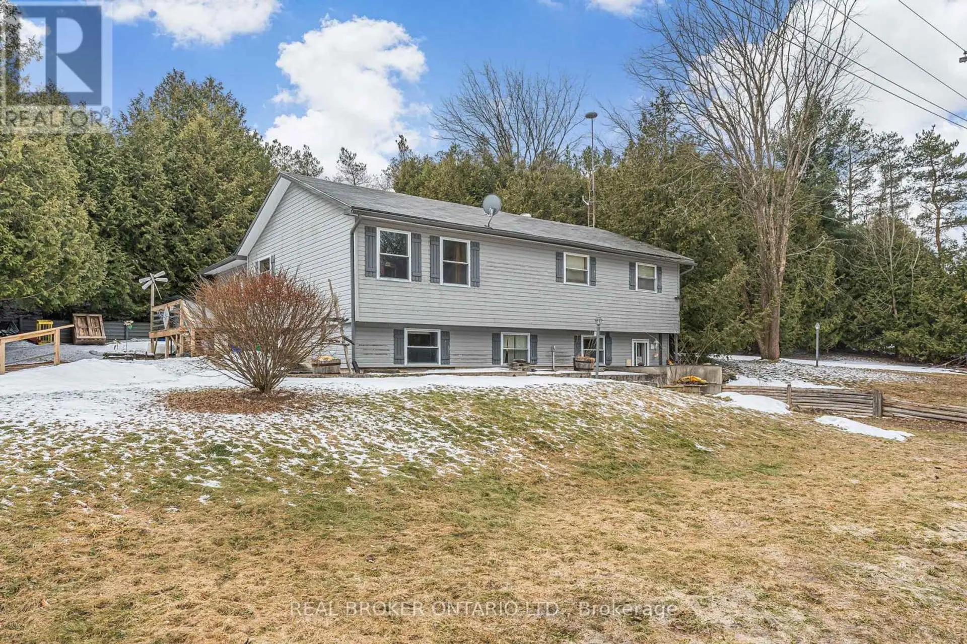588458 COUNTY RD 17 ROAD - Image 1