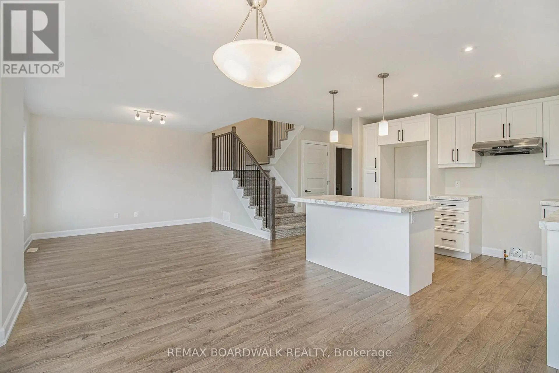 1203 MONTBLANC CRESCENT - Image 5
