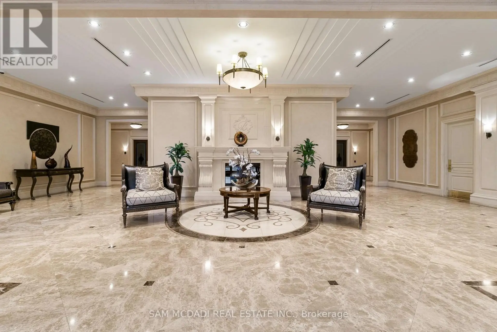 #1616 9235 JANE STREET - Image 2