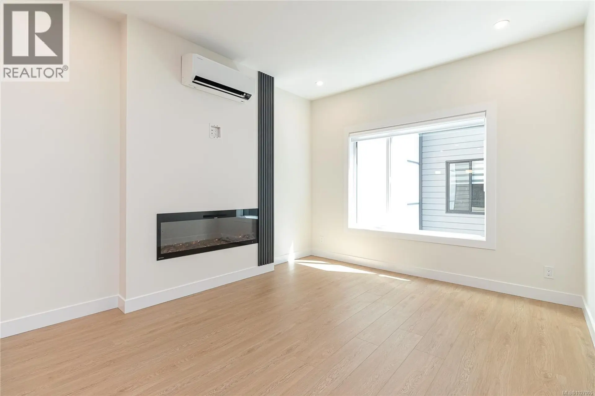 Property at #304 924 JENKINS AVE, Langford, BC