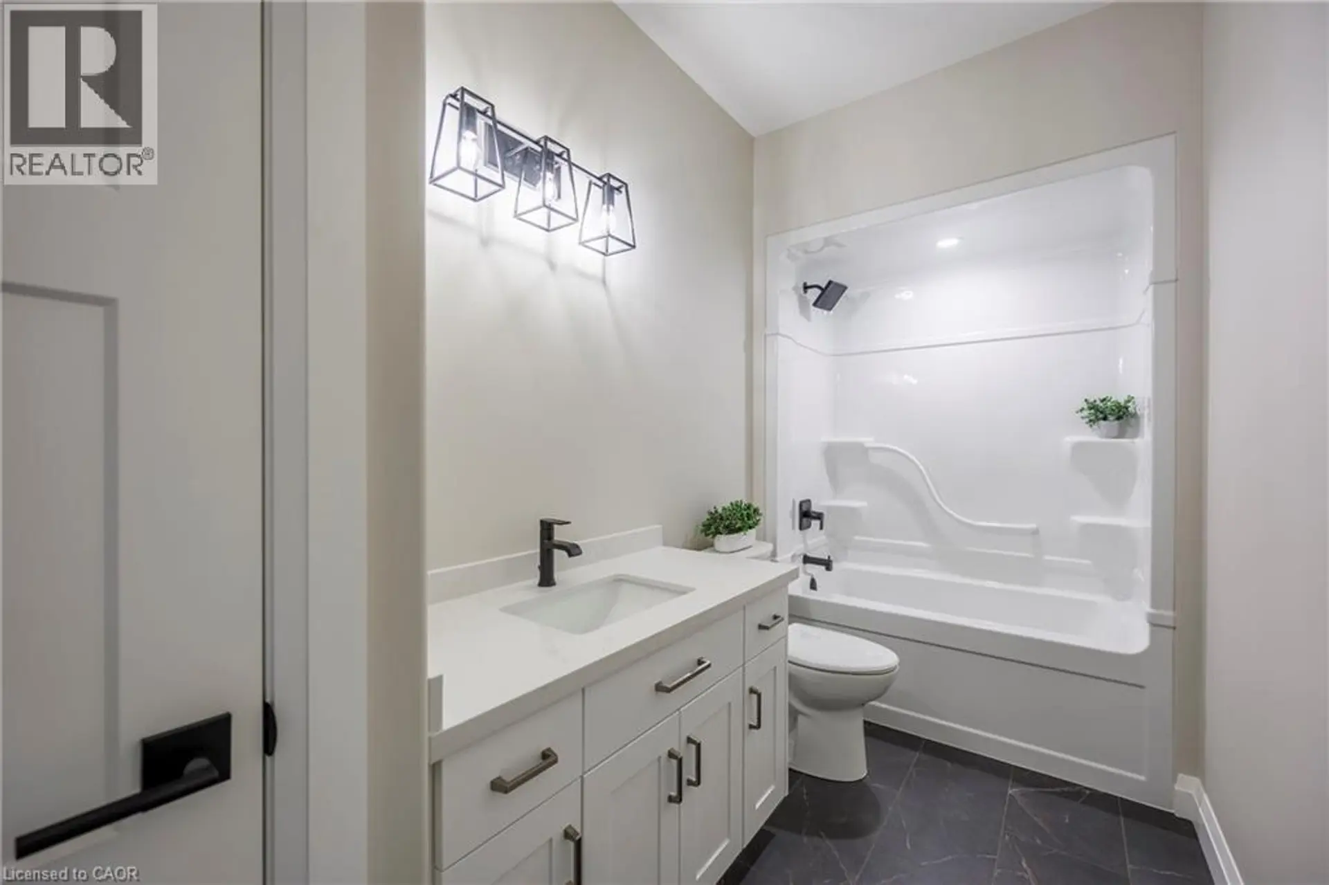 377 ARGYLE AVENUE - Image 13
