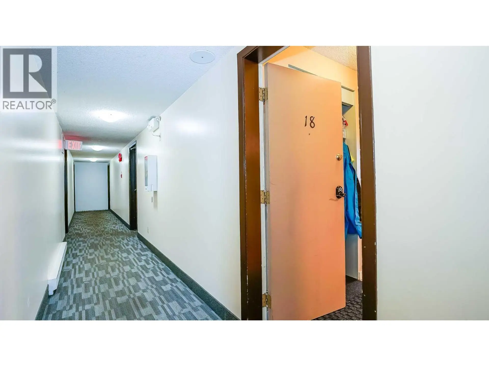 Property at #18 1595 SUMMIT DRIVE, Kamloops, BC