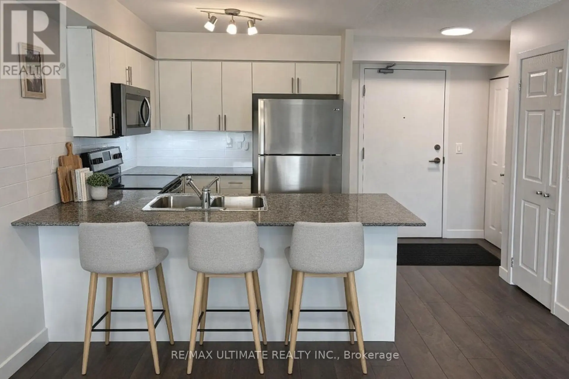 #2308 1410 DUPONT STREET - Image 2
