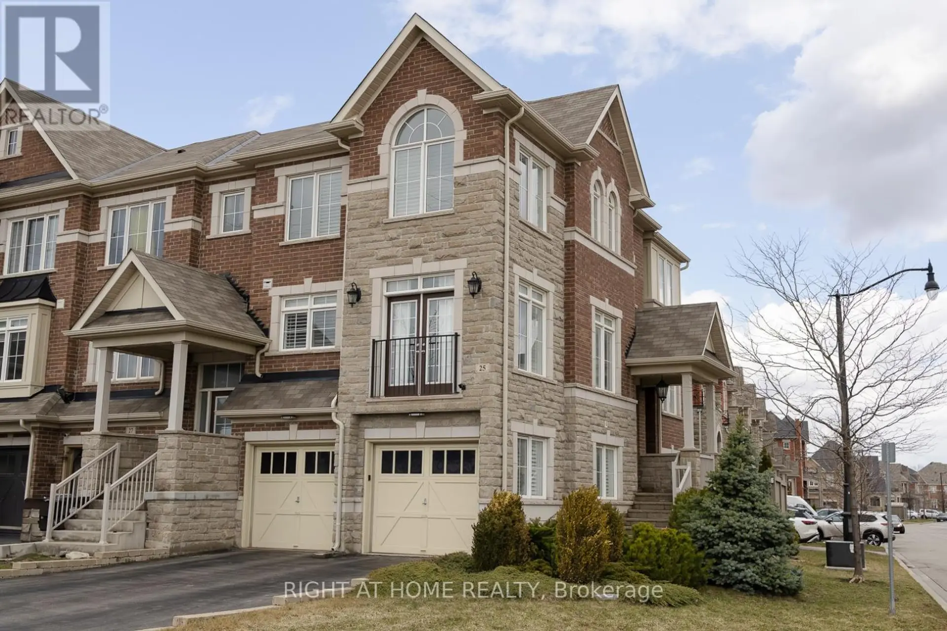 25 ROCKMAN CRESCENT - Image 1