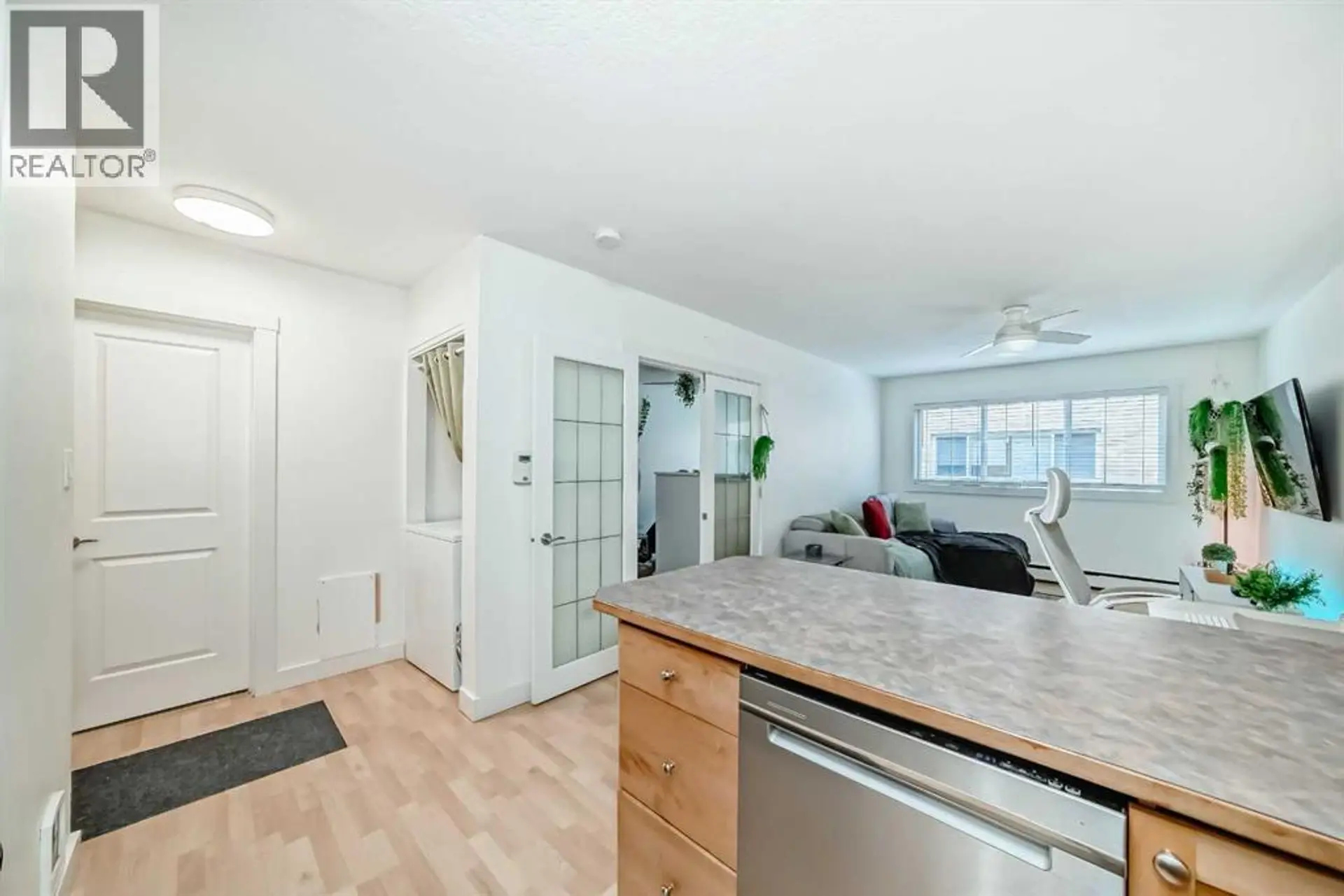 #8 310 22 AVENUE SW - Image 7