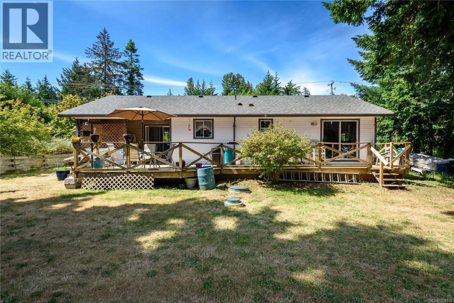 Property at 2186 WAVELAND RD, Courtenay, BC