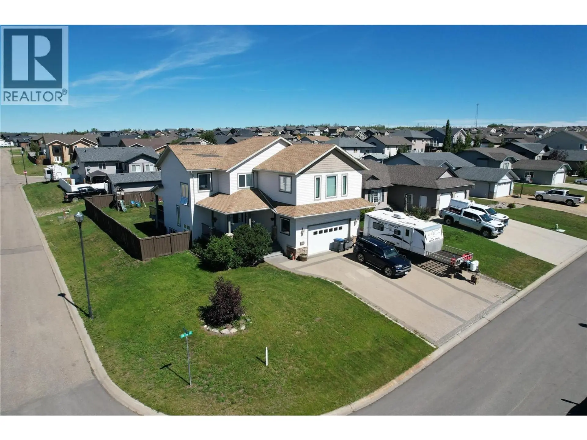 Property at 1844 88 Avenue, Dawson Creek, BC