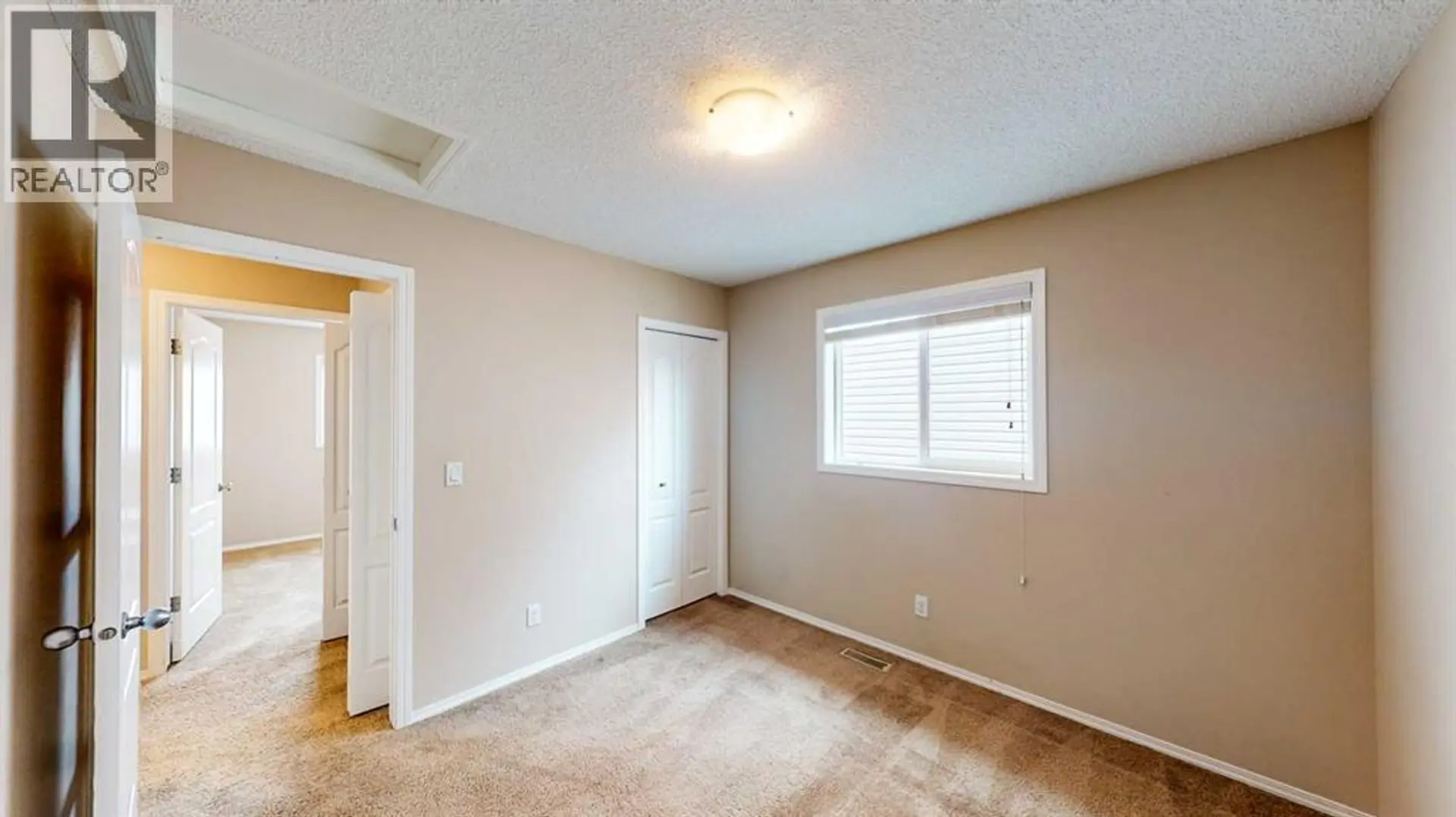 198 SKYVIEW POINT ROAD NE - Image 8