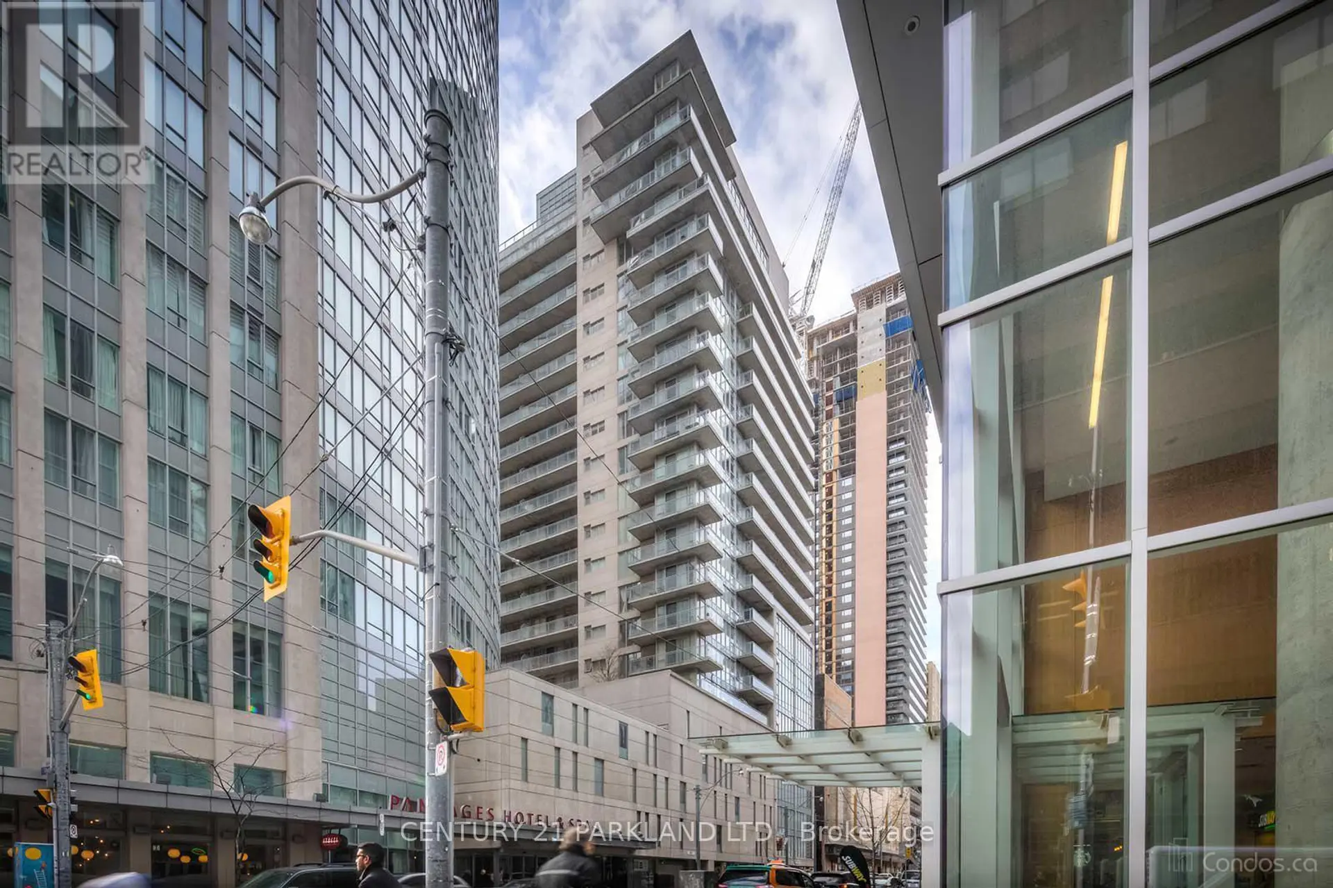 #1101 220 VICTORIA STREET - Image 1