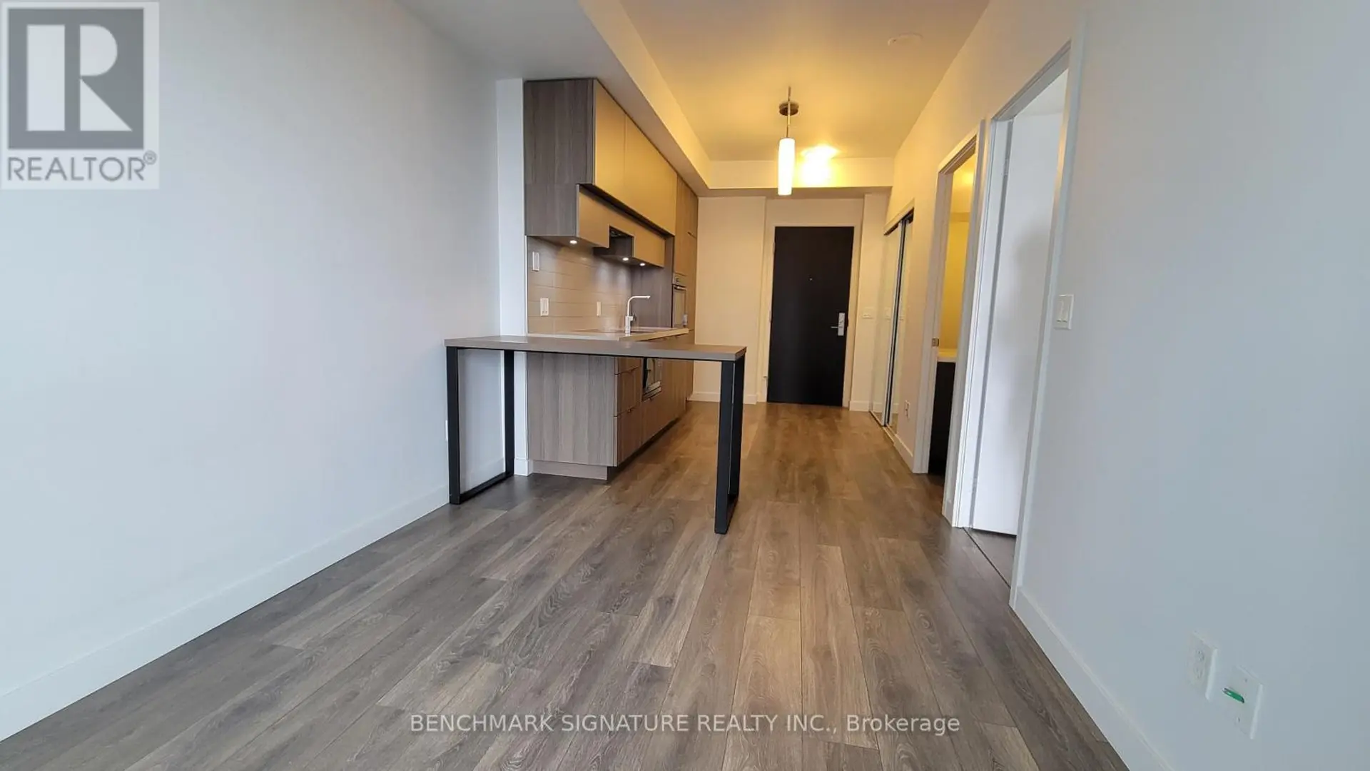 #3003 8 EGLINTON AVENUE E - Image 5