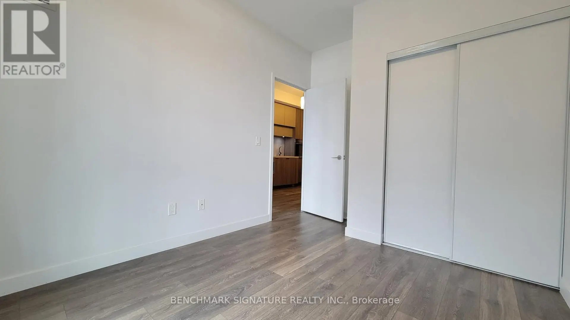 #3003 8 EGLINTON AVENUE E - Image 8